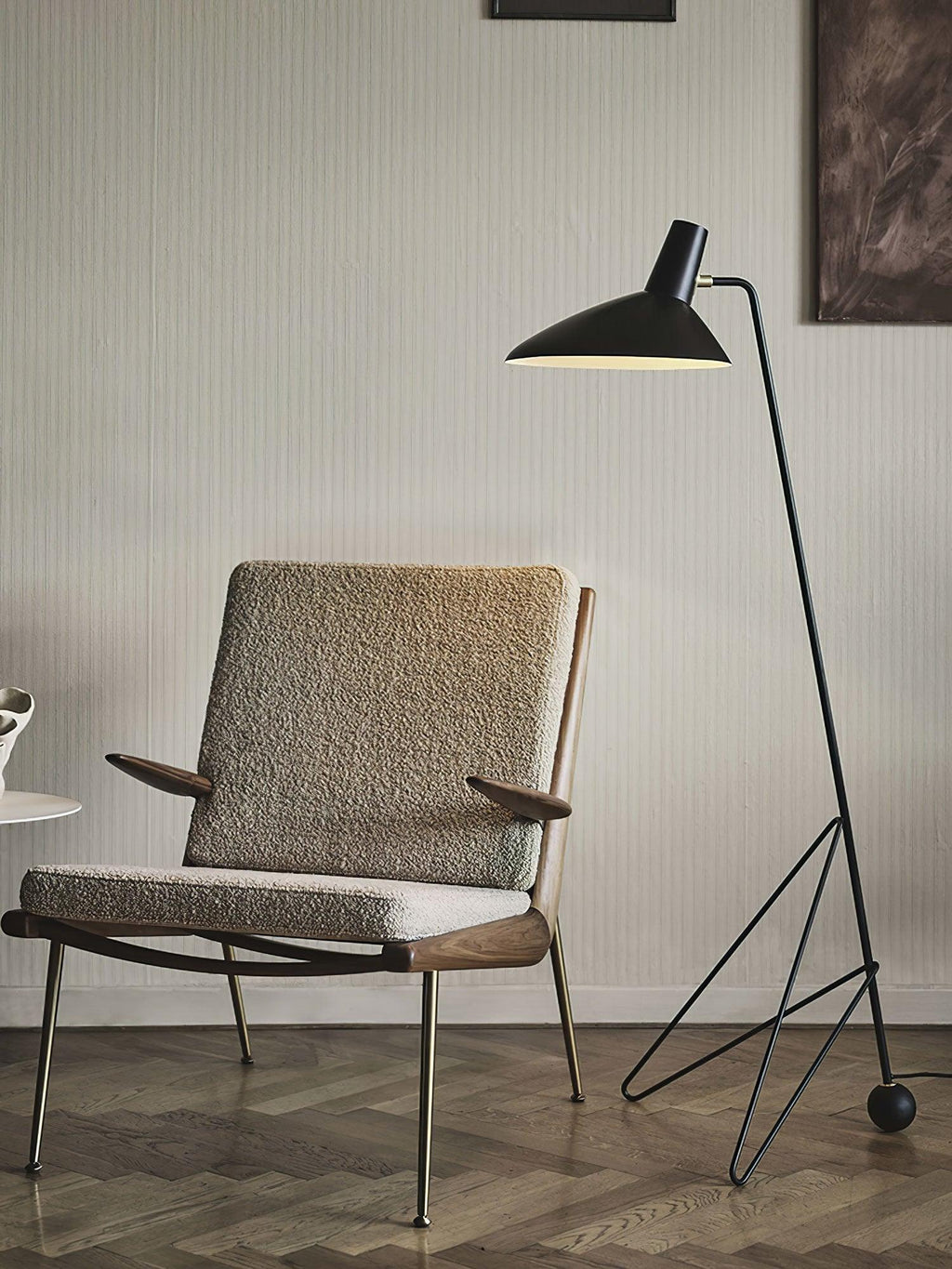svelte-noir-floor-lamp-anzaz-Red-4