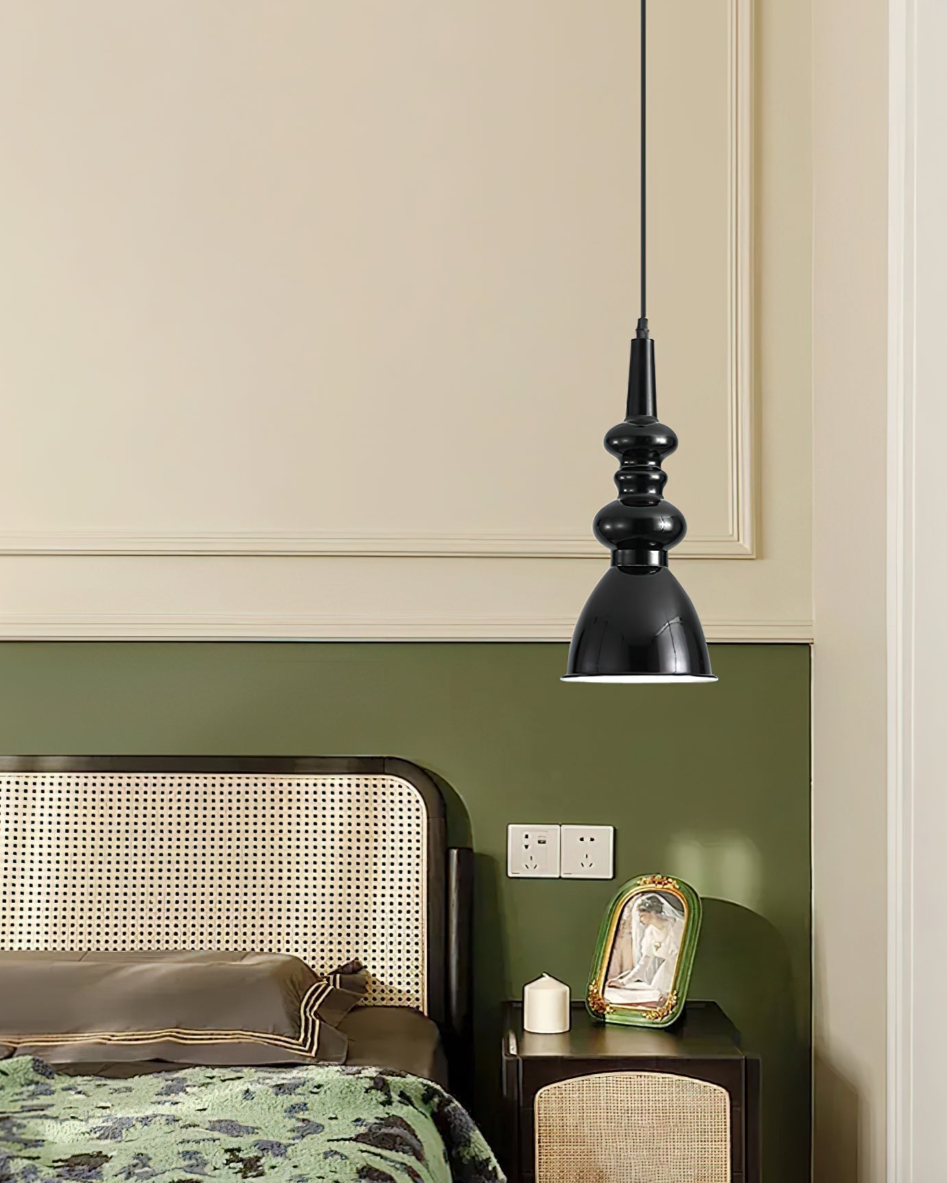 svelte-noir-pendant-light-anzaz--12