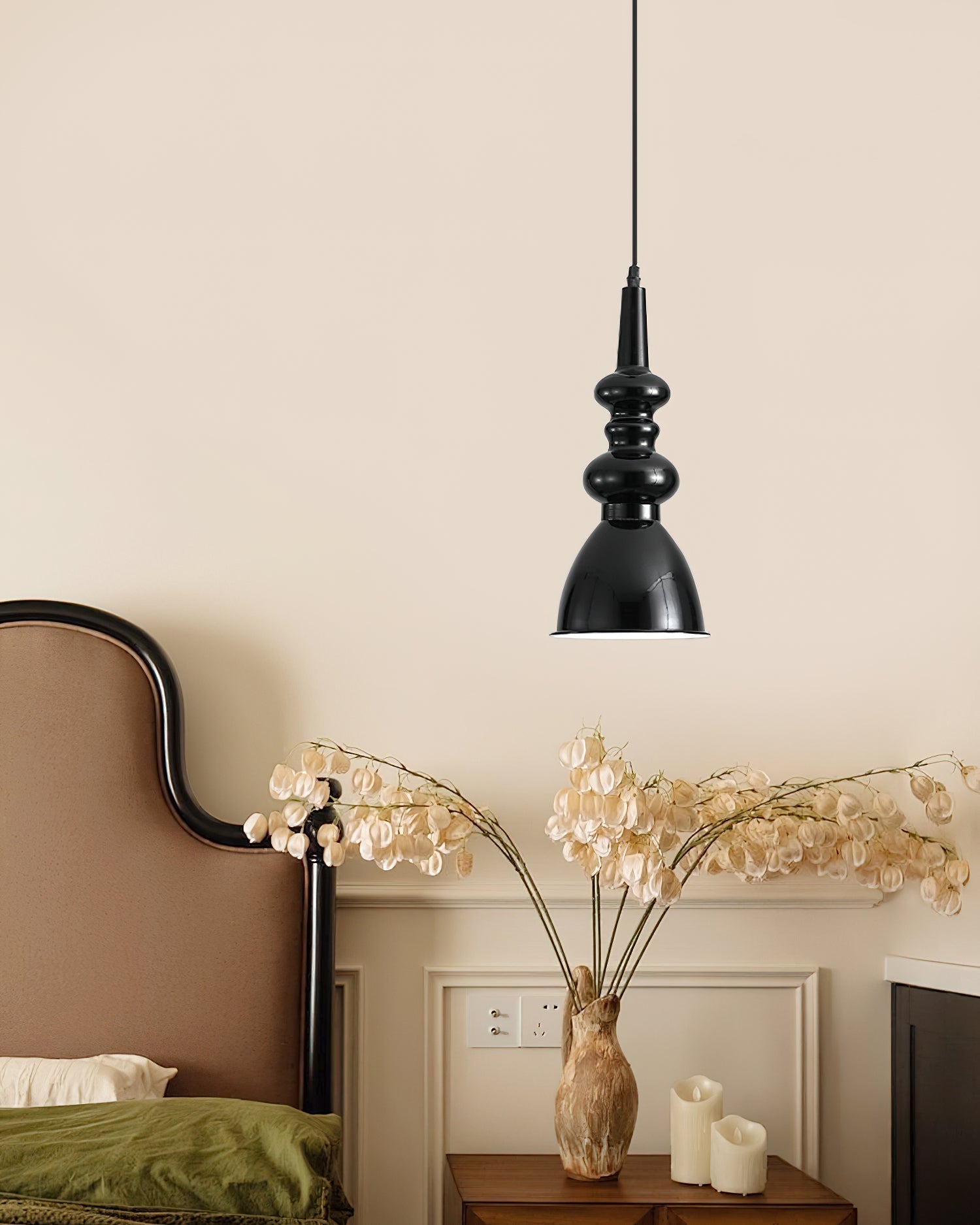 svelte-noir-pendant-light-anzaz--20