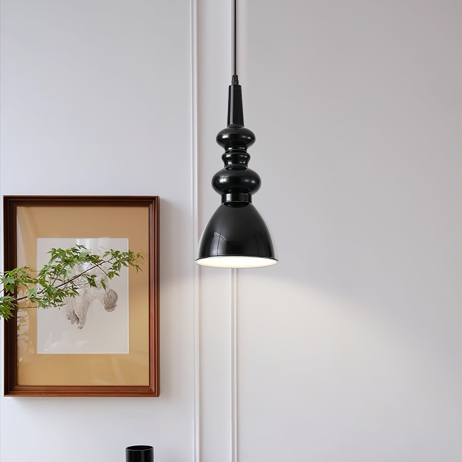 svelte-noir-pendant-light-anzaz-White-2