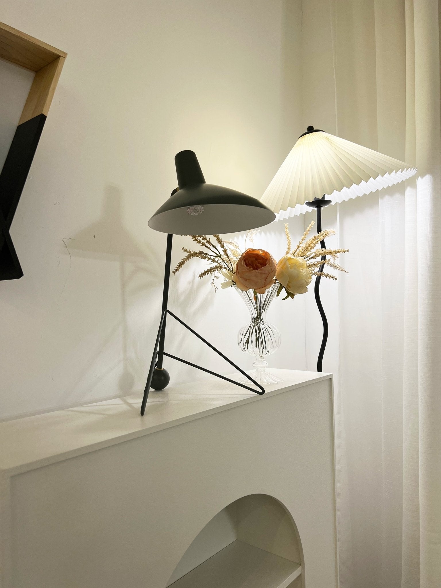 svelte-noir-table-lamp-anzaz--13
