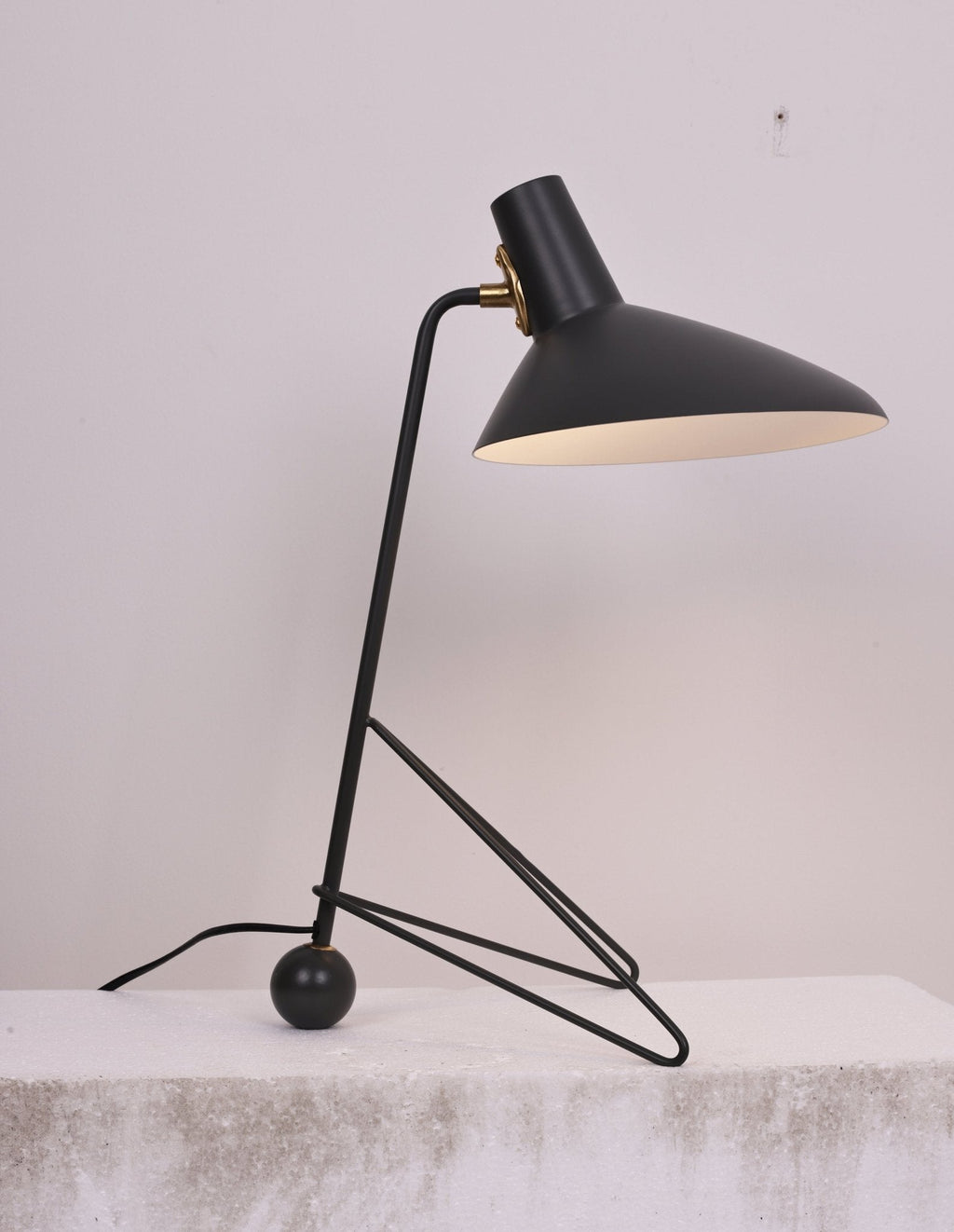 svelte-noir-table-lamp-anzaz--34