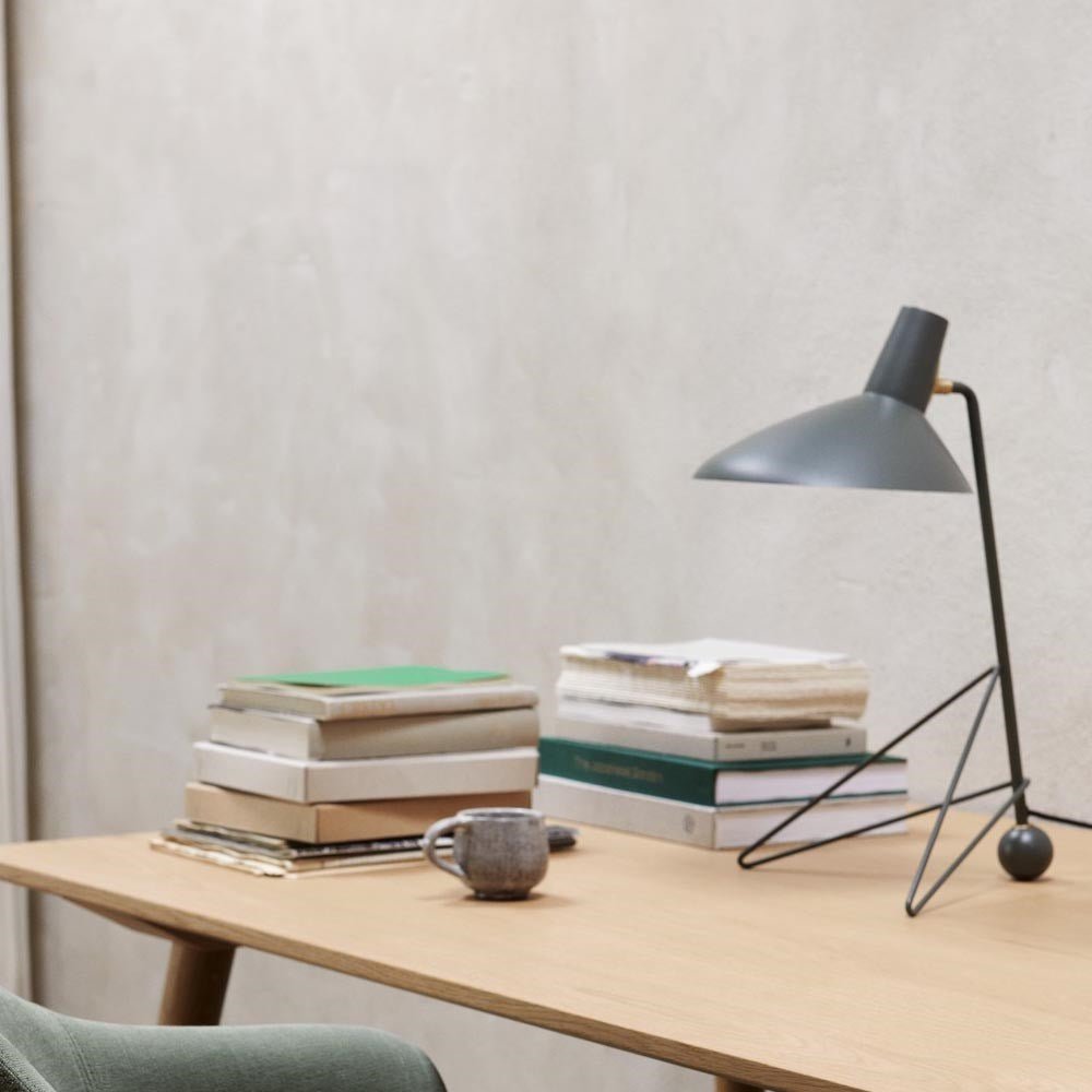 svelte-noir-table-lamp-anzaz--31