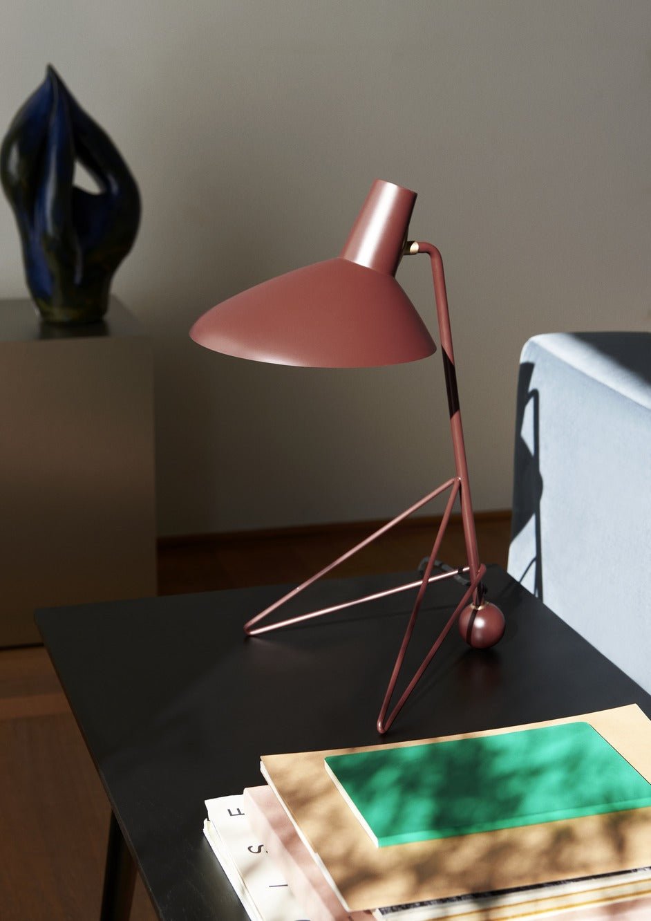 svelte-noir-table-lamp-anzaz--25