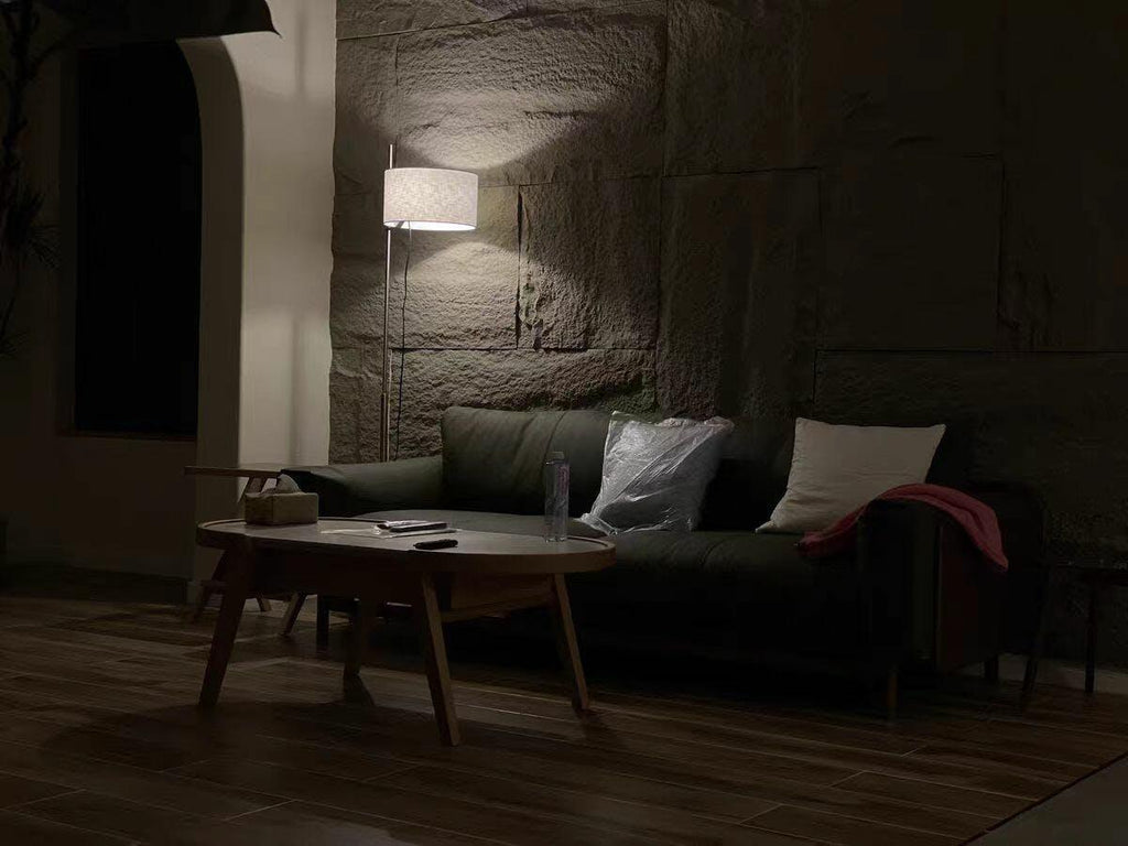 svelte-silhouette-floor-lamp-anzaz--20