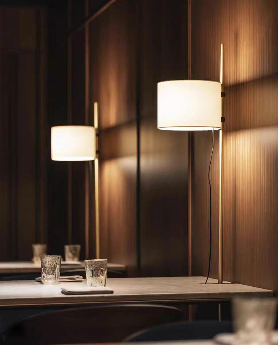 svelte-silhouette-floor-lamp-anzaz--21