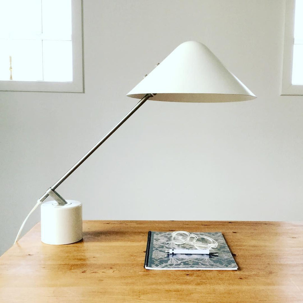 small_hat_table_lamp-anzaz-White-3