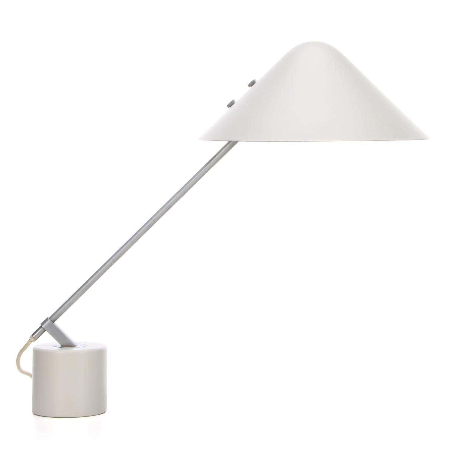 small_hat_table_lamp-anzaz--14