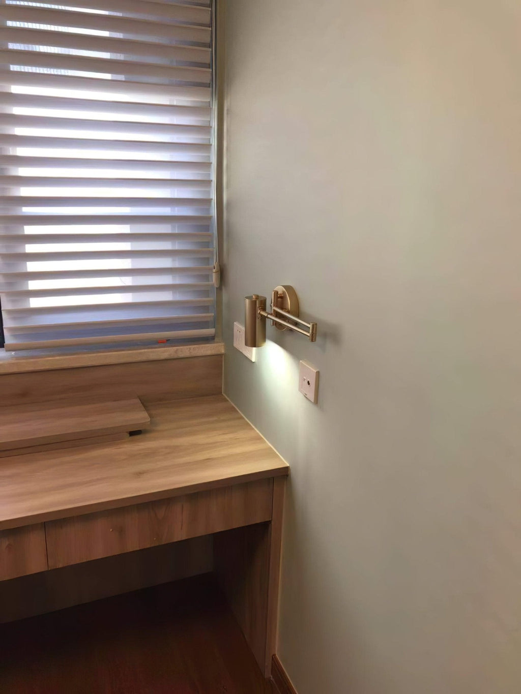 swing-arm-wall-sconce-anzaz--26