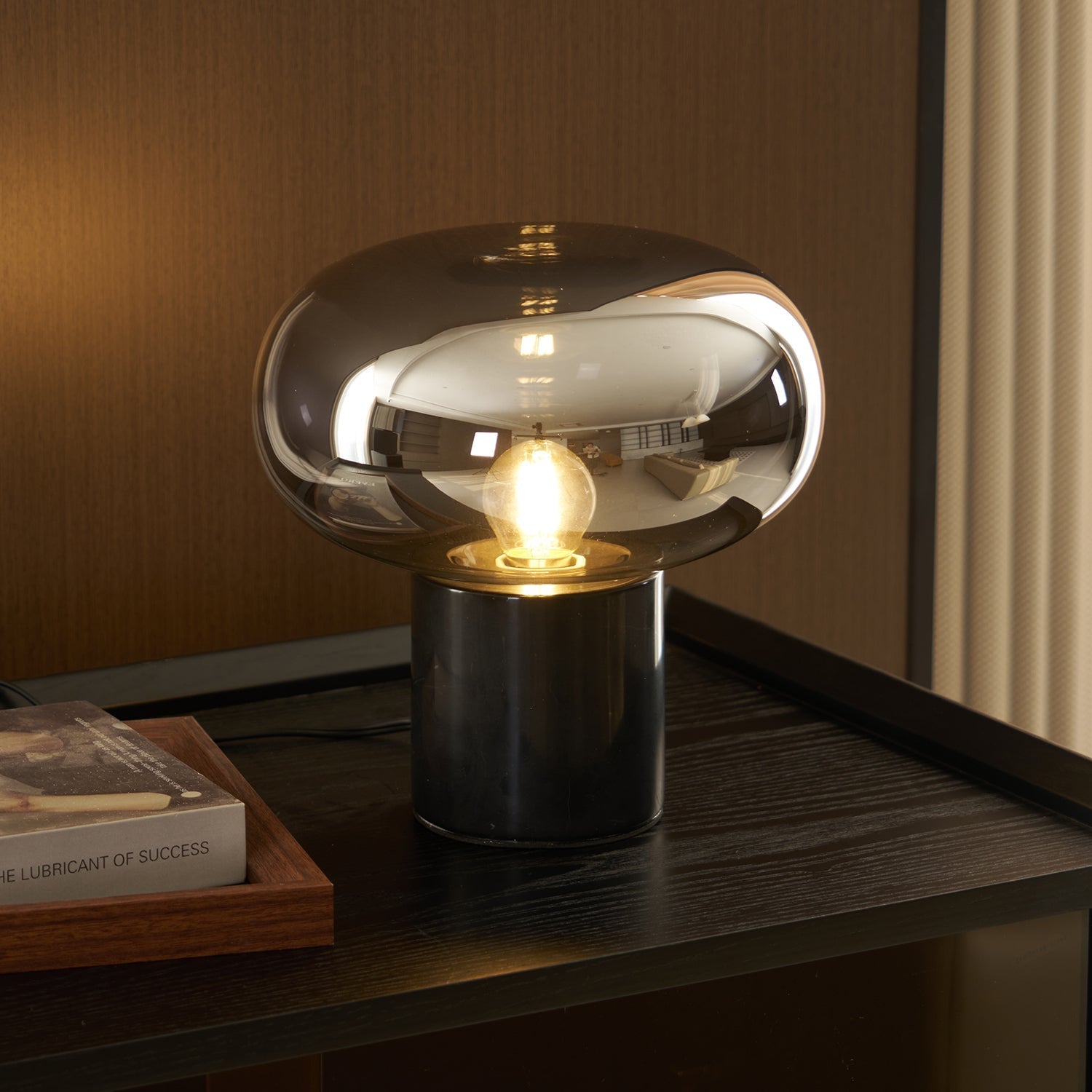 sylvaine-table-lamp-anzaz-Amber & Black-7