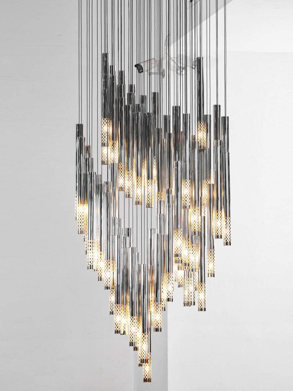 symphony-orchestra-chandelier-anzaz--19