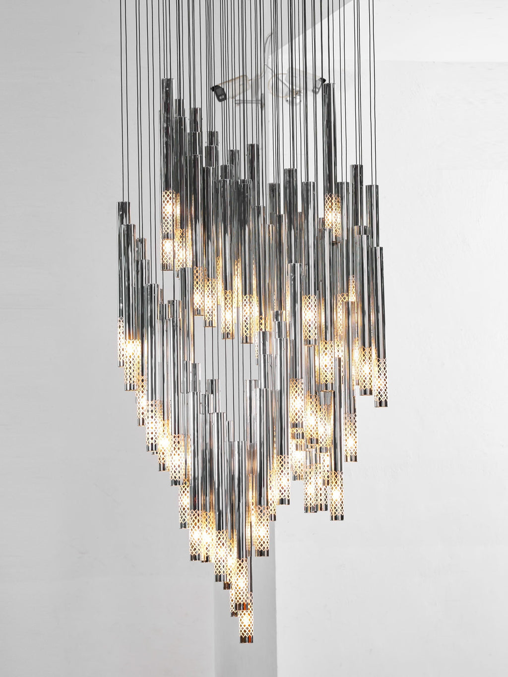 symphony-orchestra-chandelier-anzaz--20