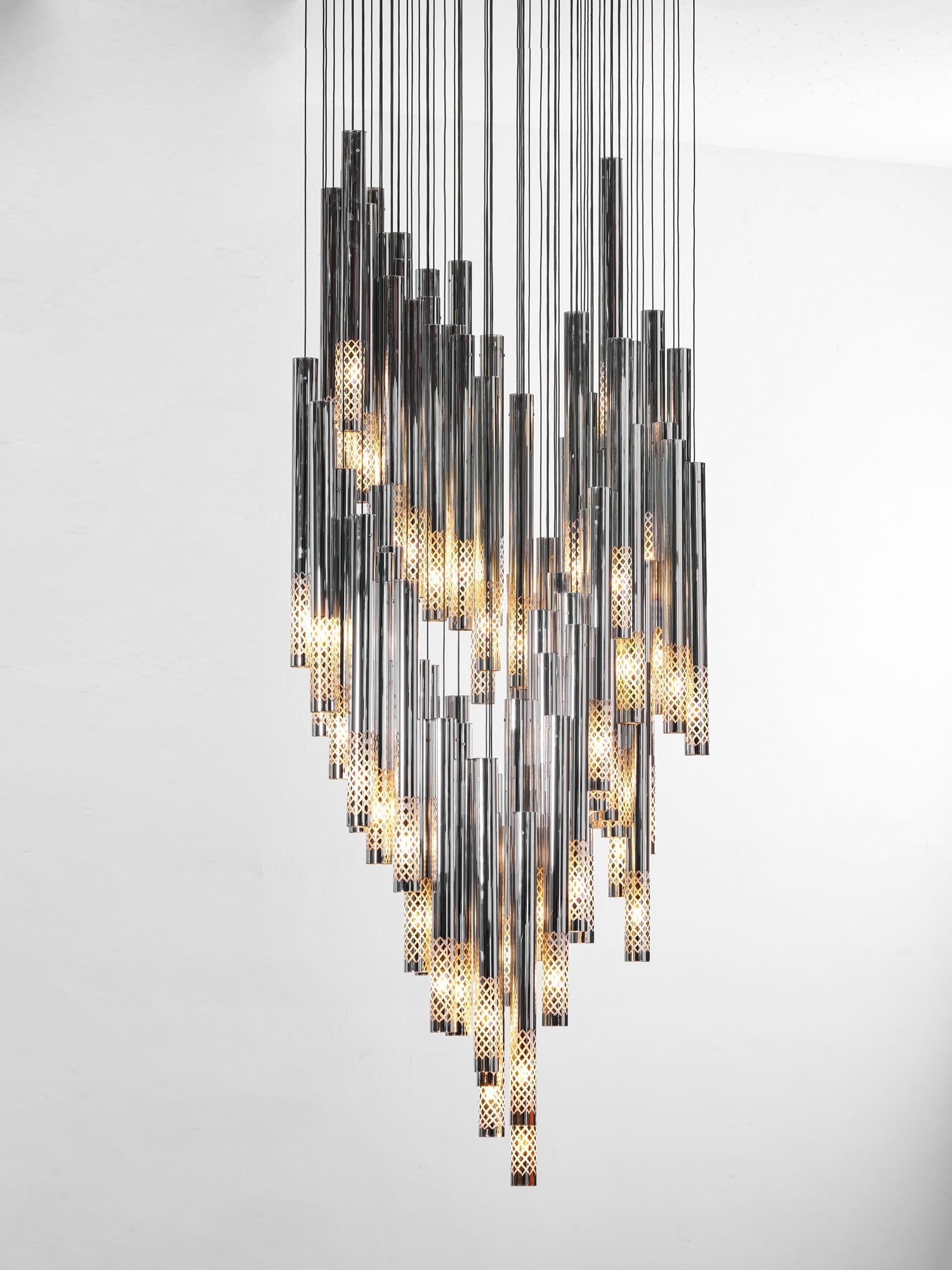 symphony-orchestra-chandelier-anzaz--21
