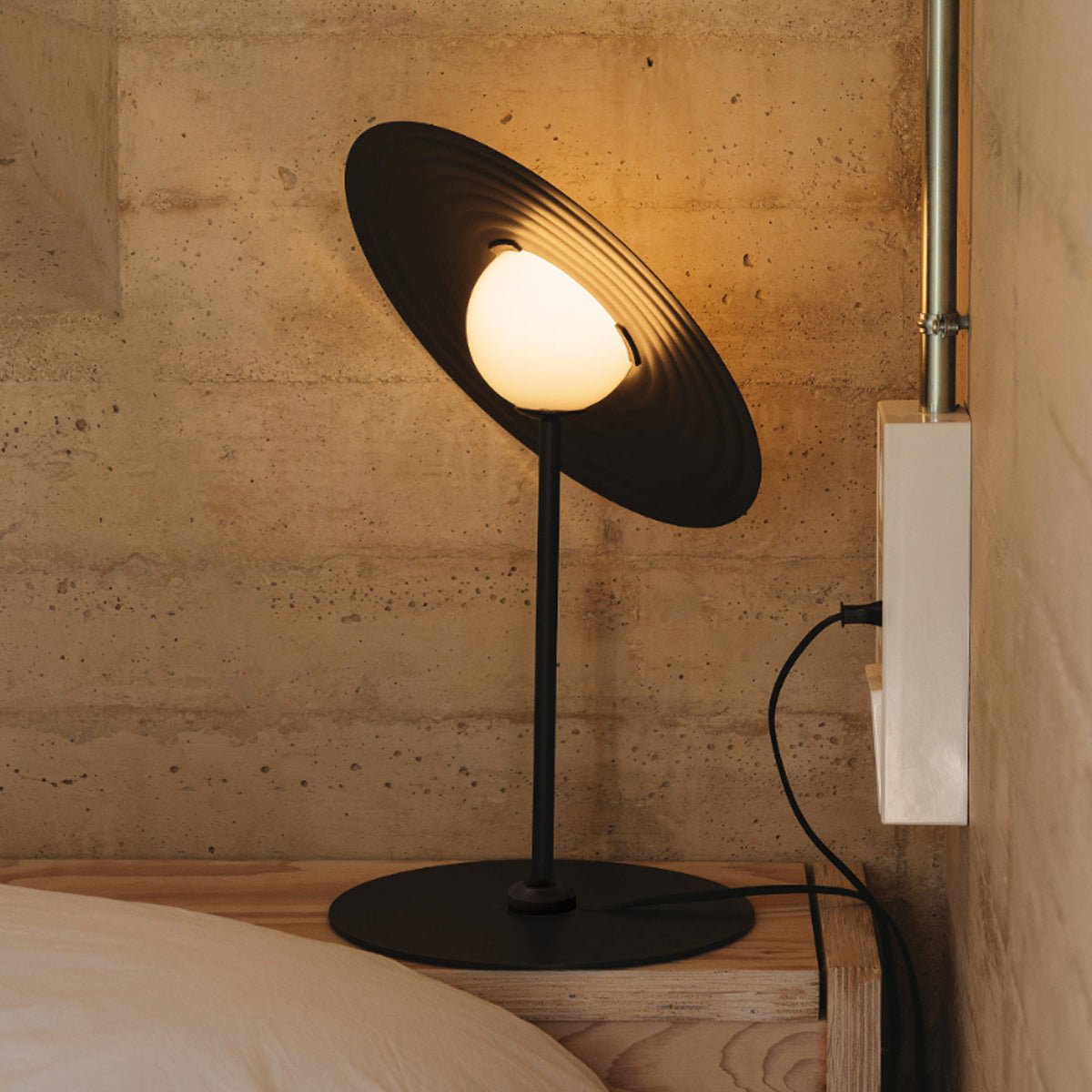 symphony-table-lamp-anzaz-Red-3