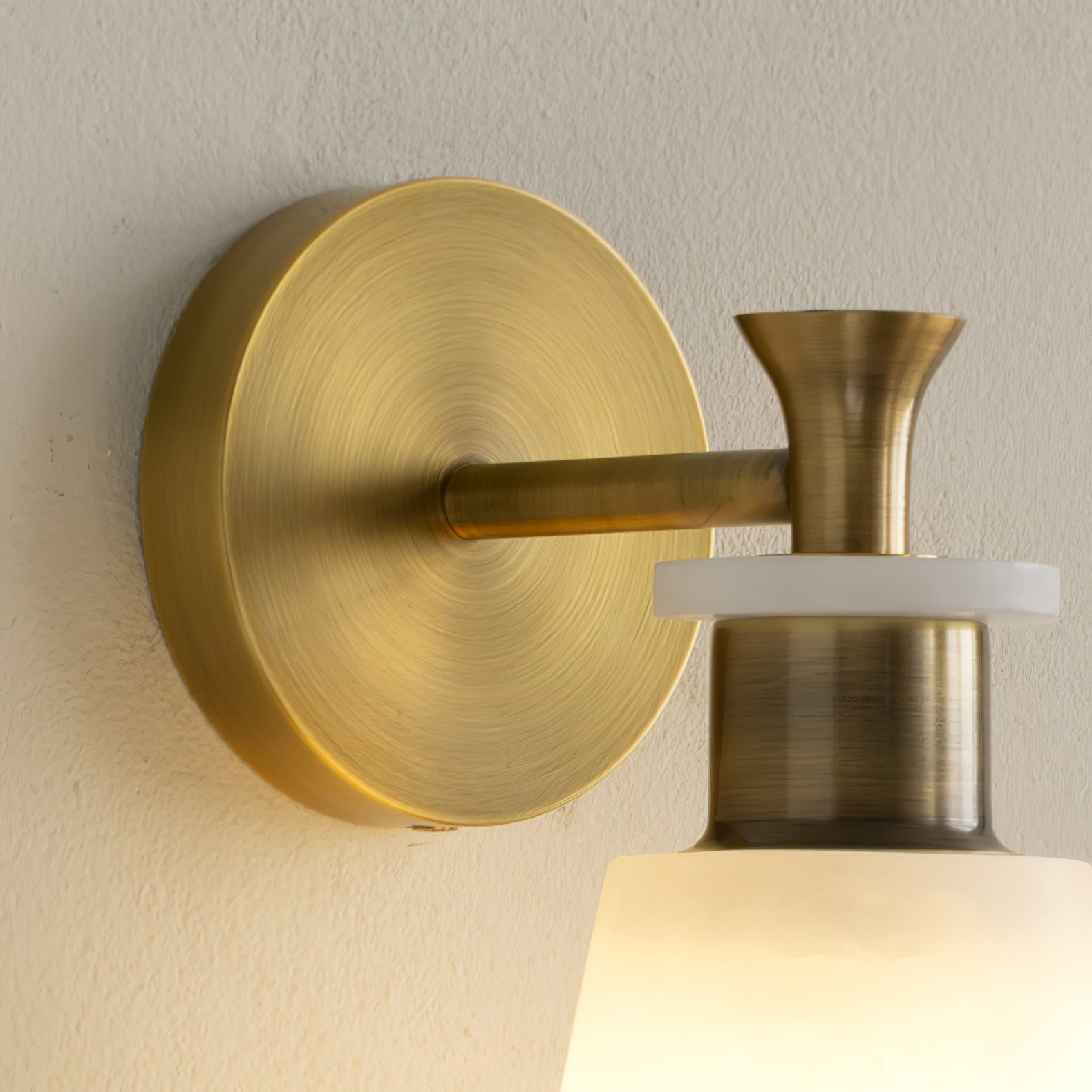 tapered-alabaster-wall-sconce-anzaz--14