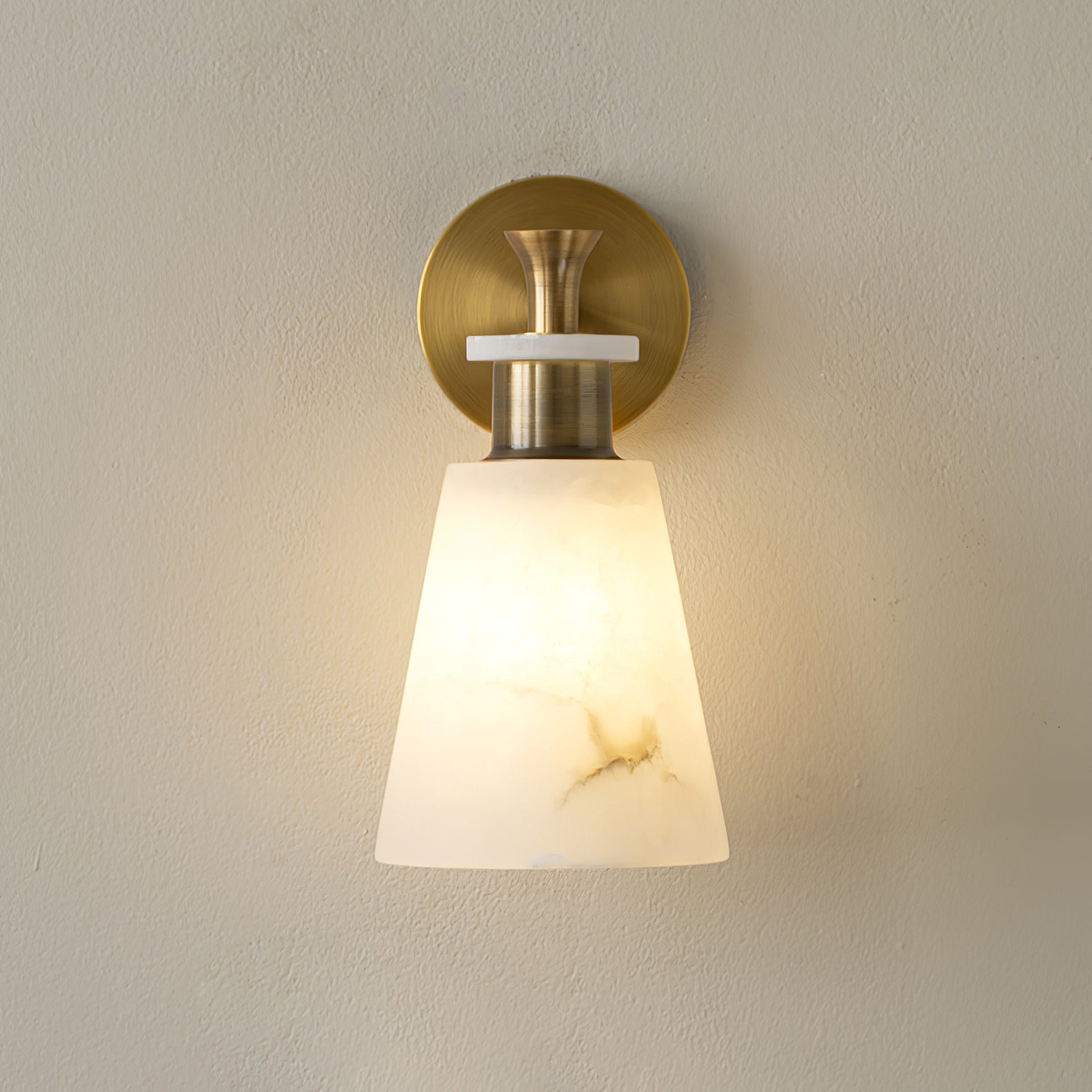 tapered-alabaster-wall-sconce-anzaz--13