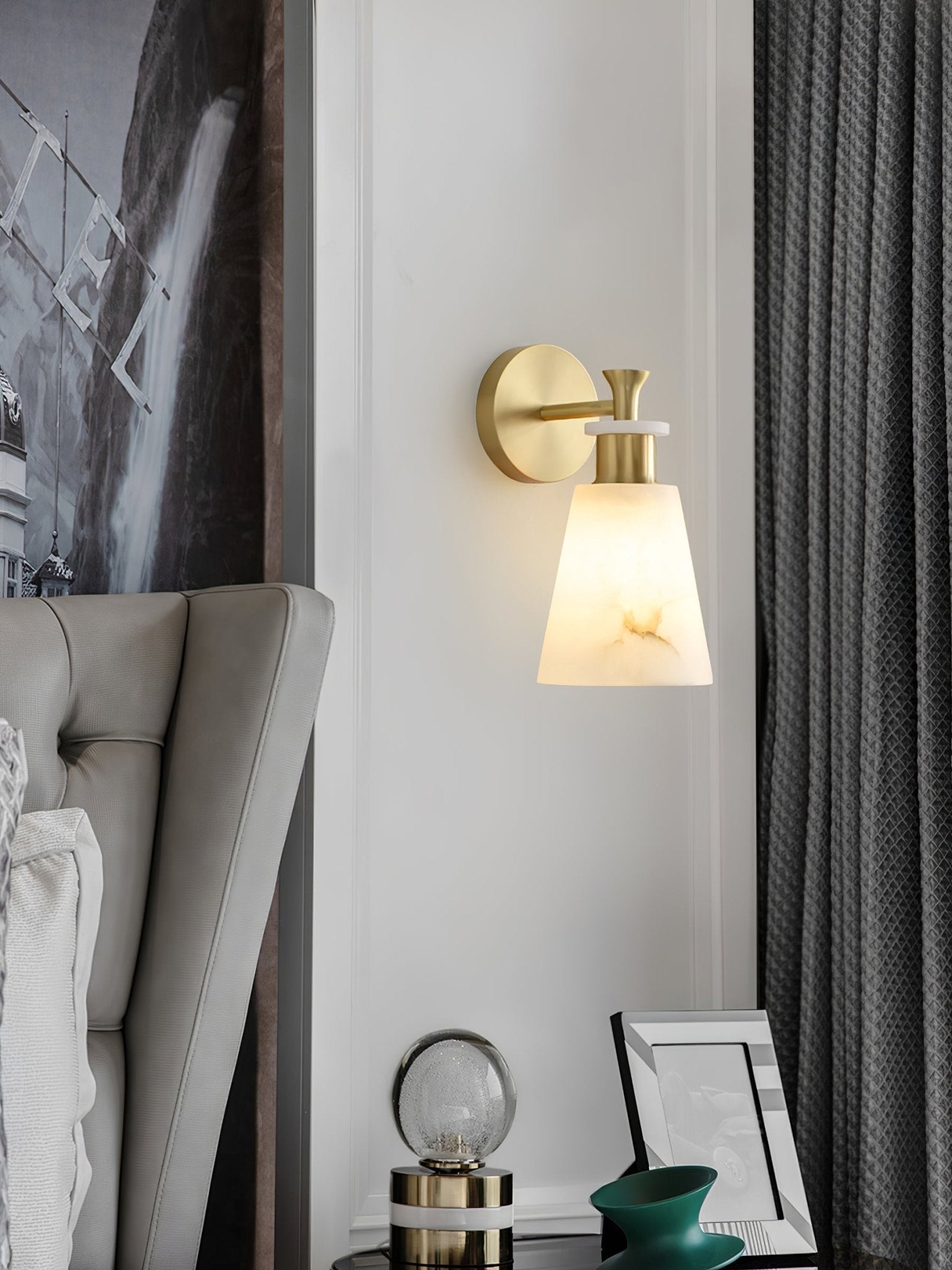 tapered-alabaster-wall-sconce-anzaz--6