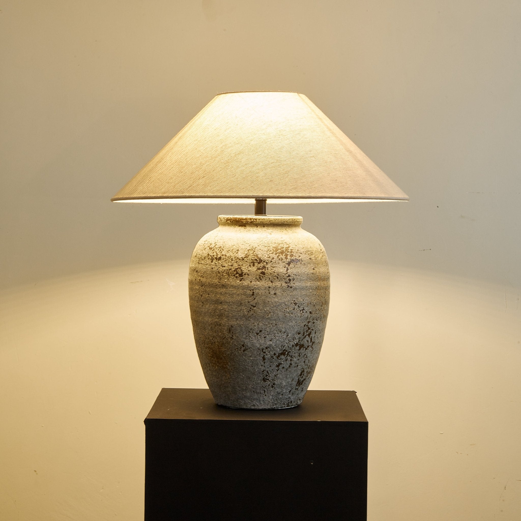 tavira-aged-stone-table-lamp-anzaz--8