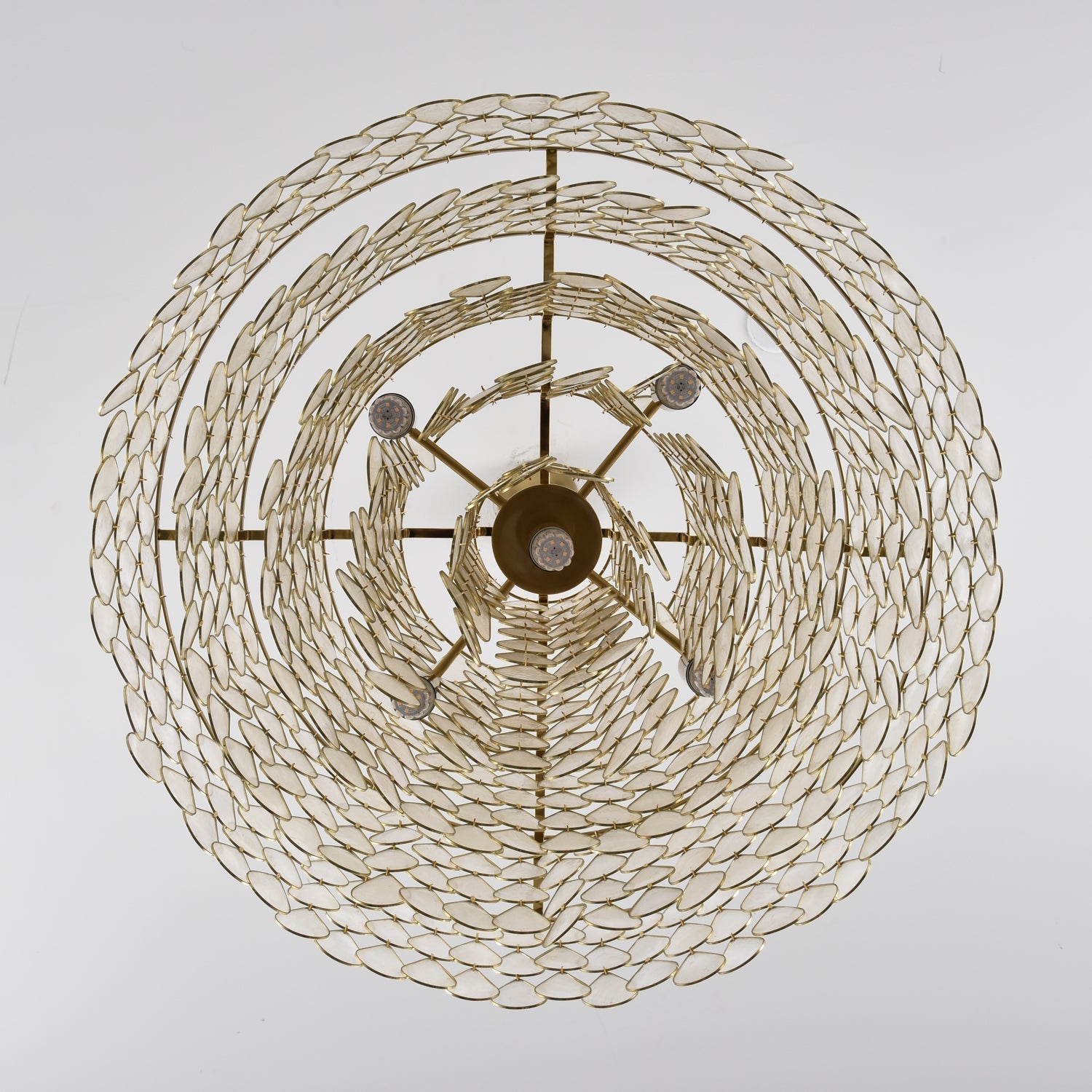 teardrops-shell-chandelier-anzaz--78