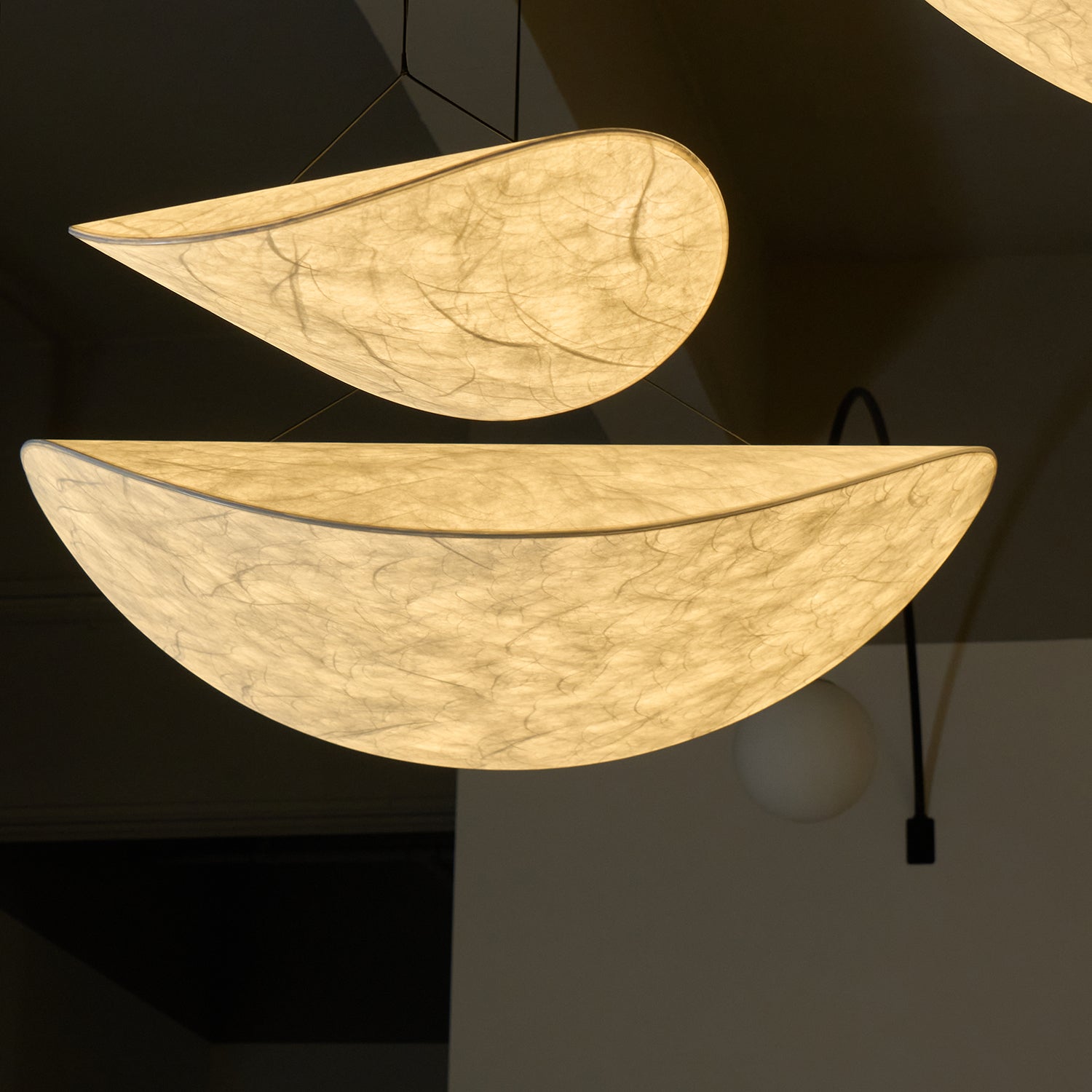 tense-pendant-light-anzaz--162