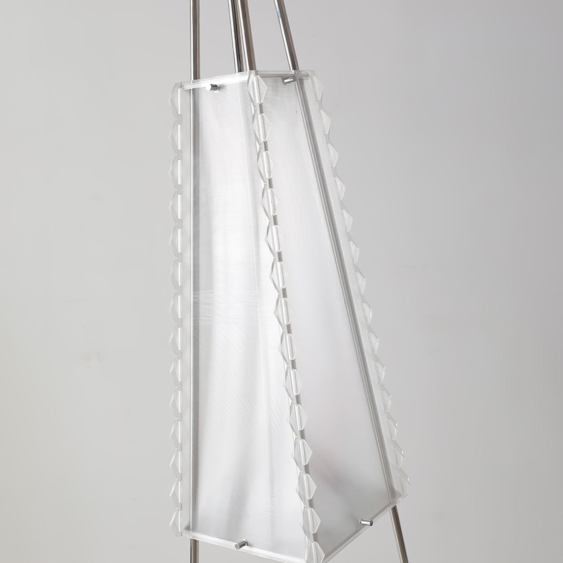 obelisk-mesh-floor-lamp-anzaz--9
