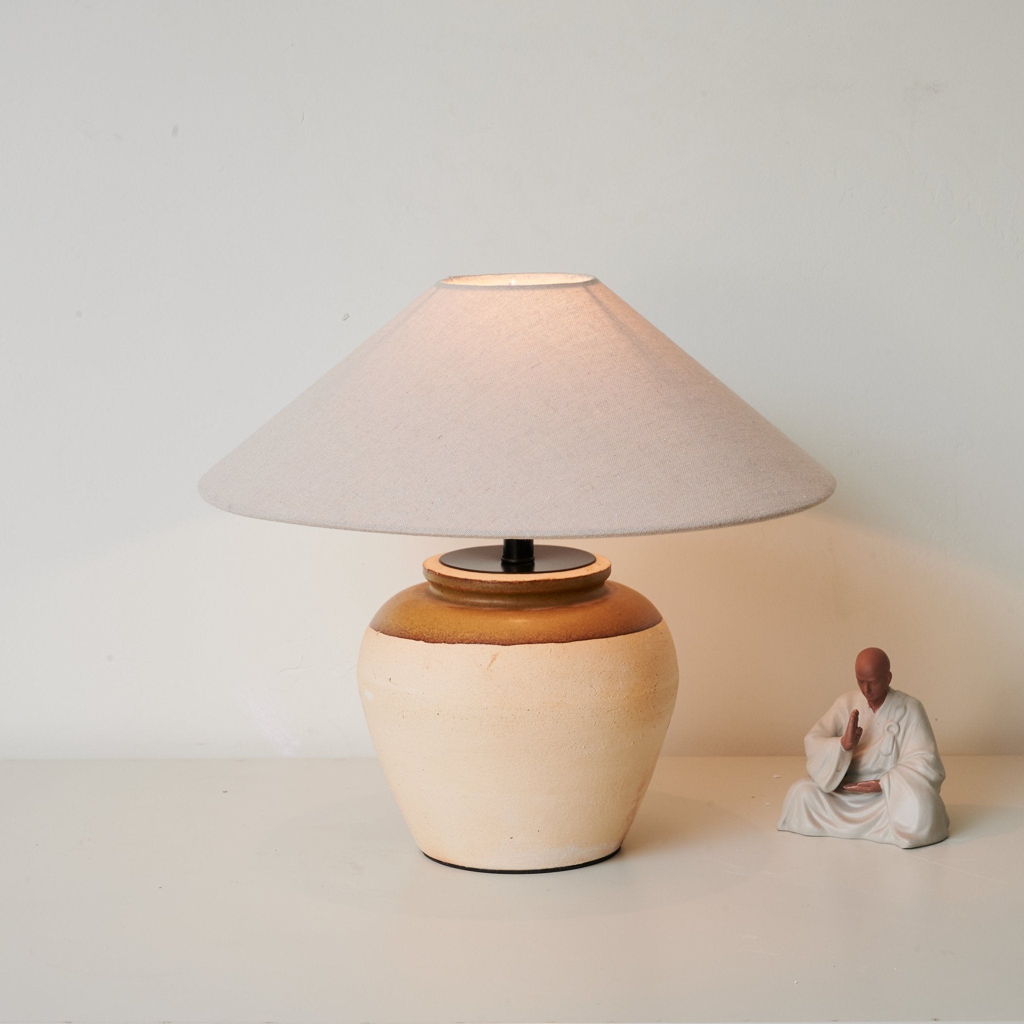 terra-glow-table-lamp-anzaz-Beige & White-4