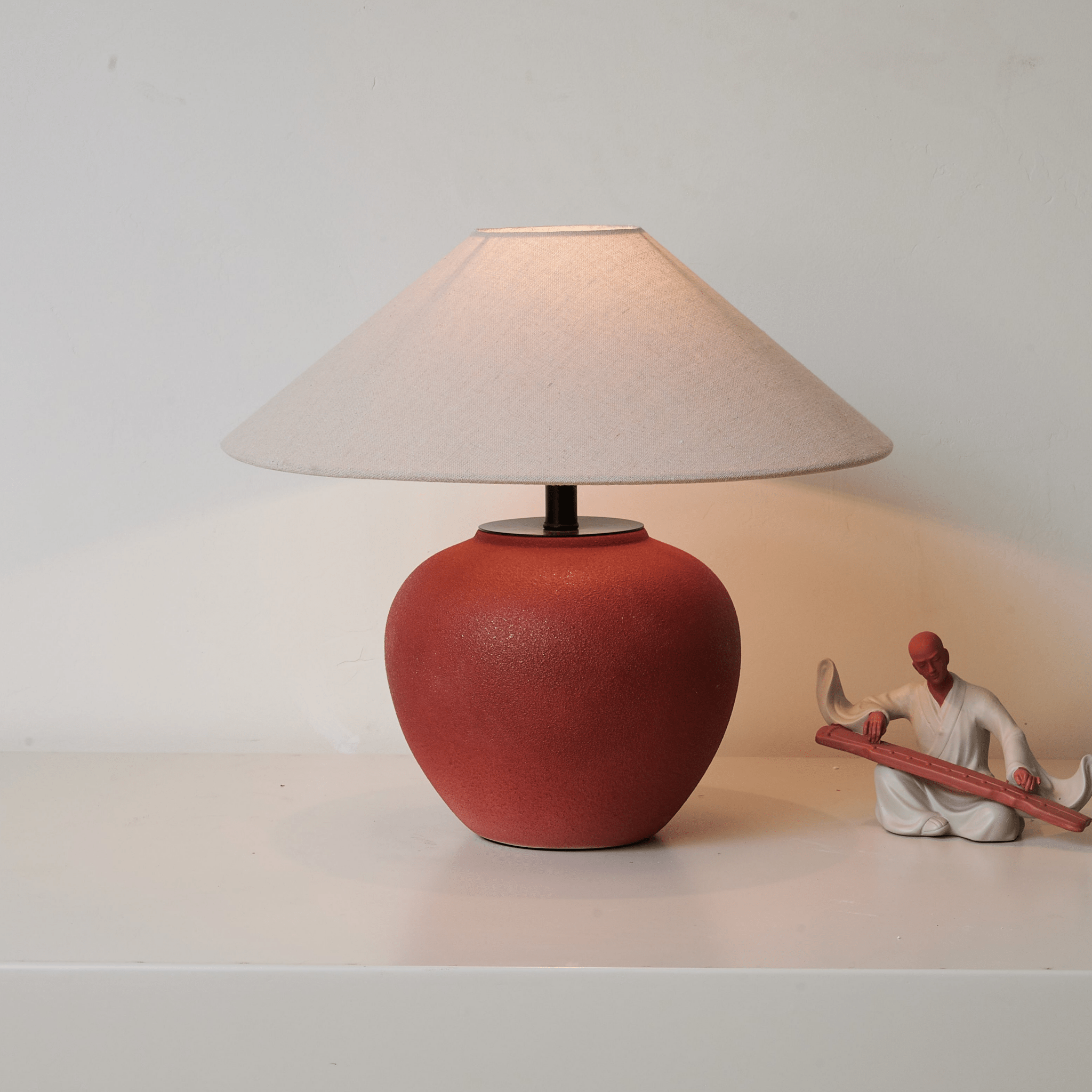 terra-rouge-table-lamp-anzaz-Red & White-2