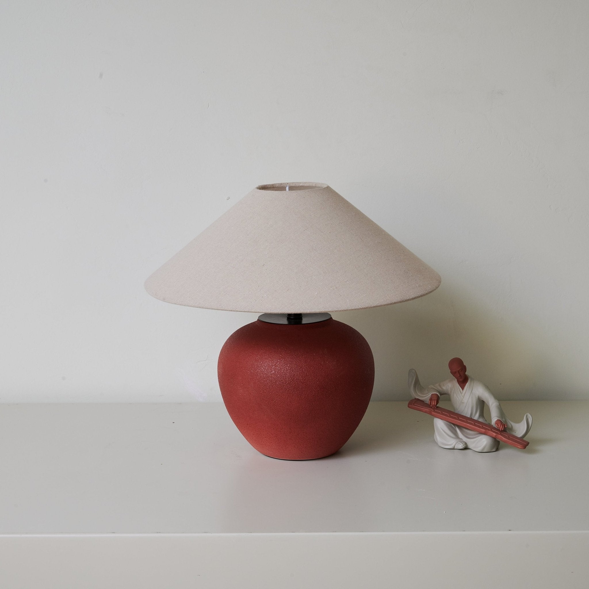 terra-rouge-table-lamp-anzaz--10