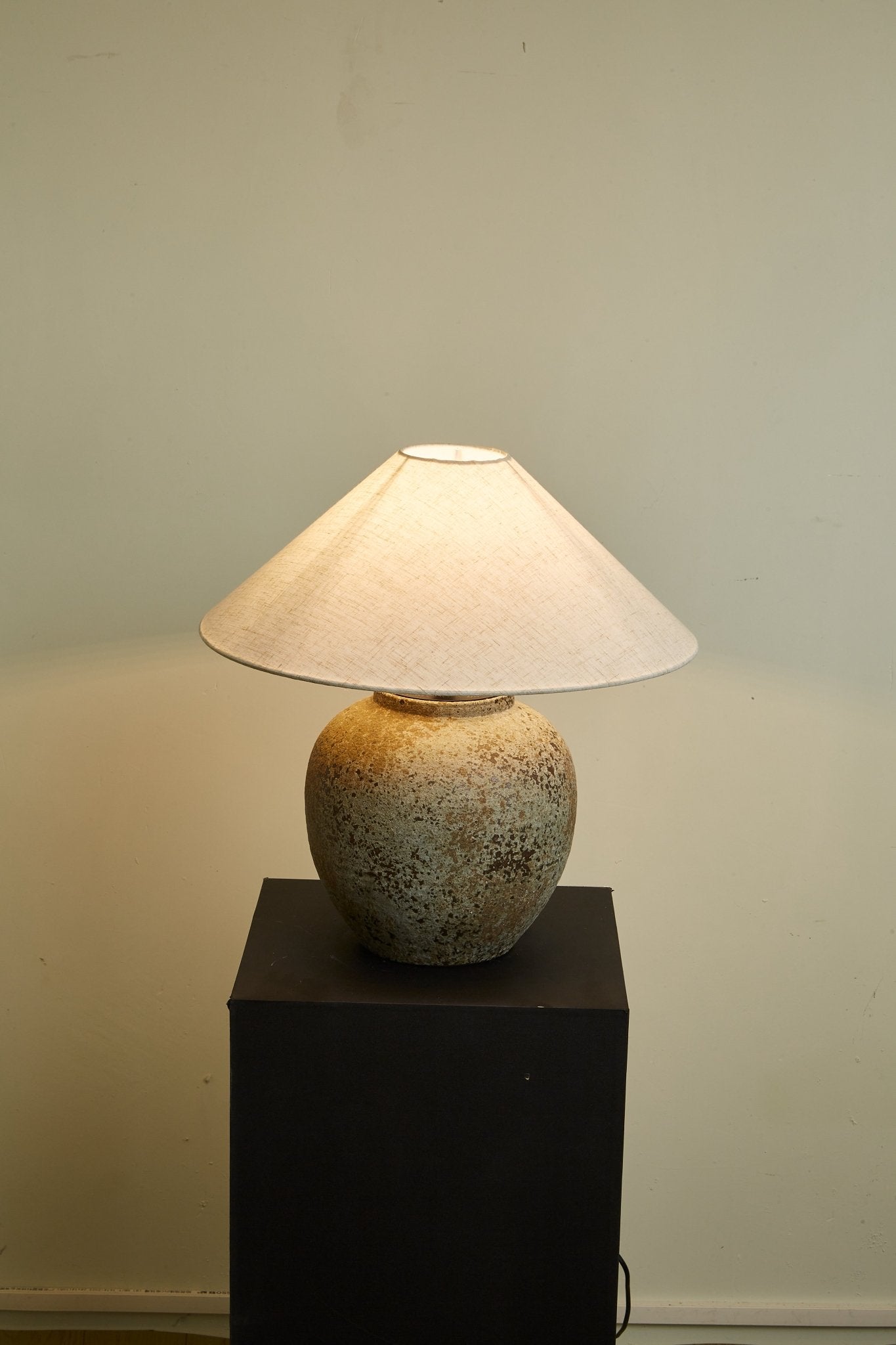 terra-vessel-table-lamp-anzaz--8