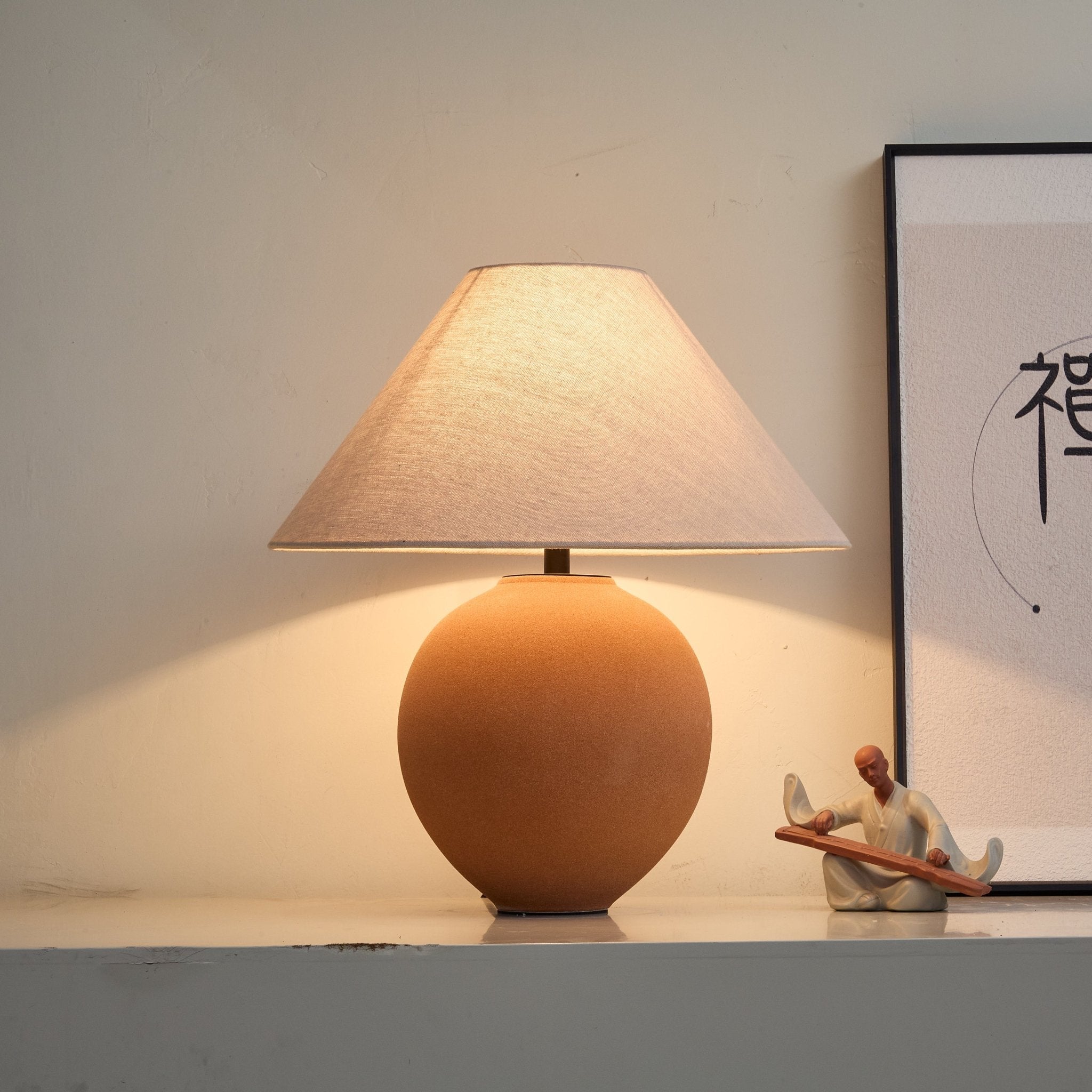terracotta-hued-ceramic-table-lamp-anzaz--10