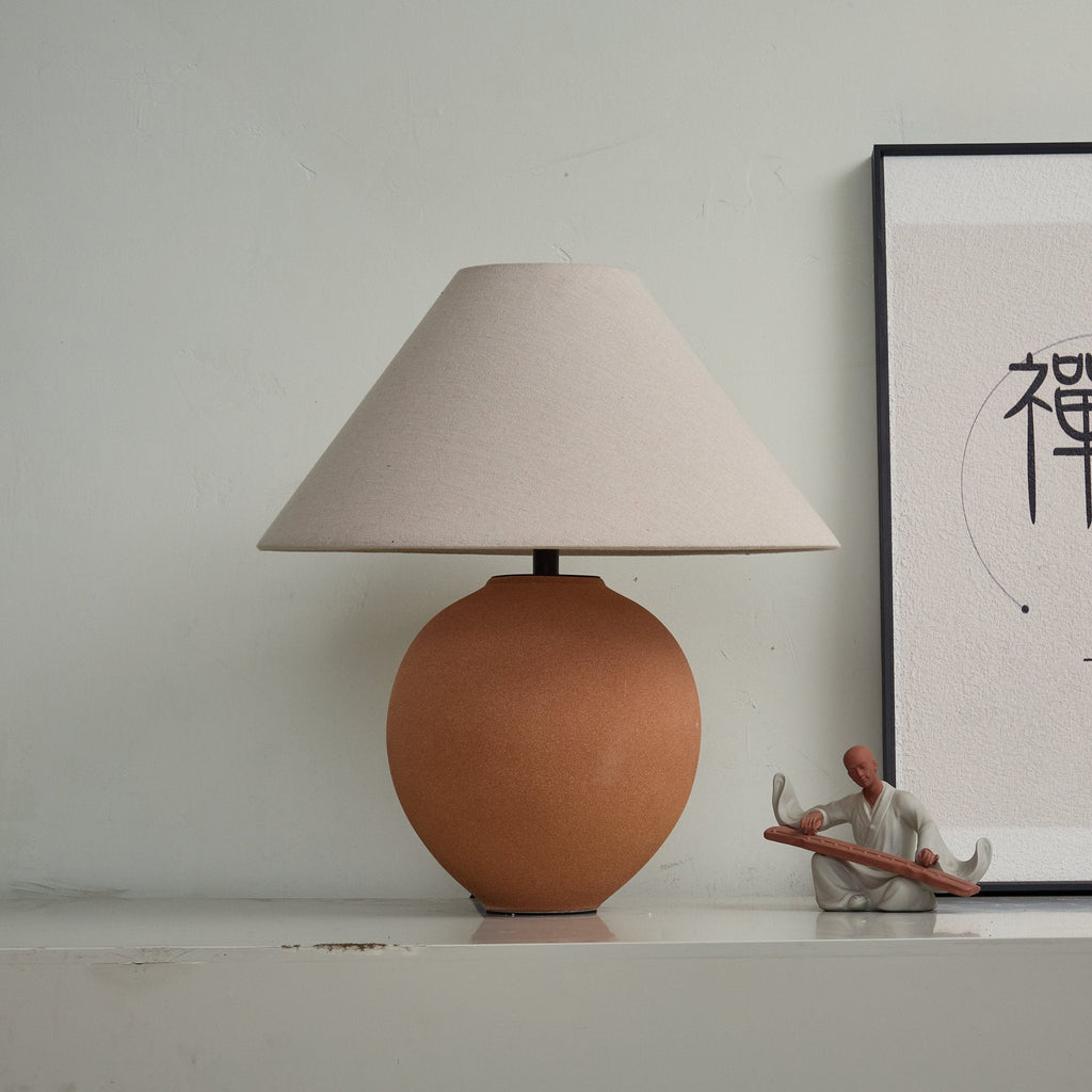 terracotta-hued-ceramic-table-lamp-anzaz--9