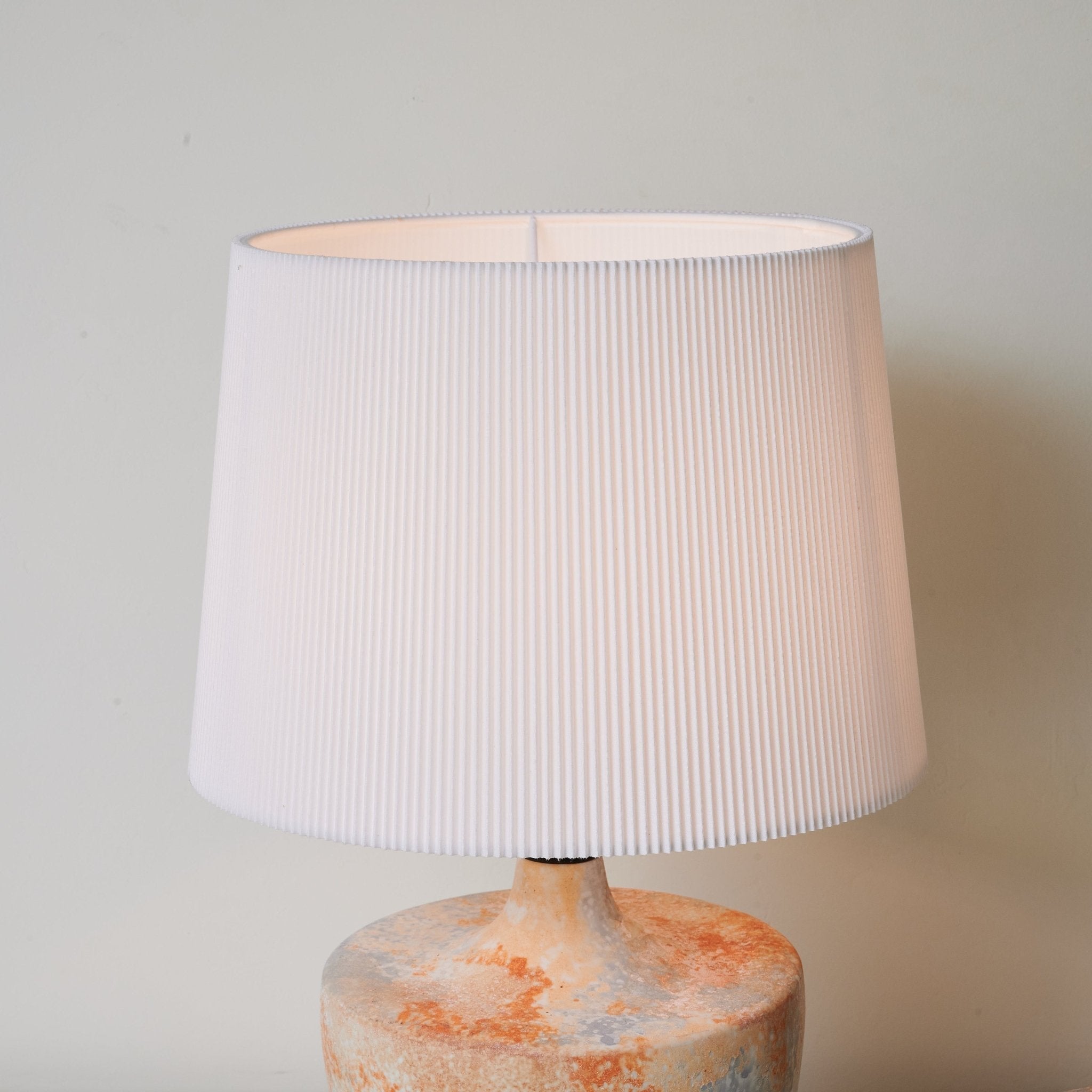 terrara-textured-table-lamp-anzaz--9
