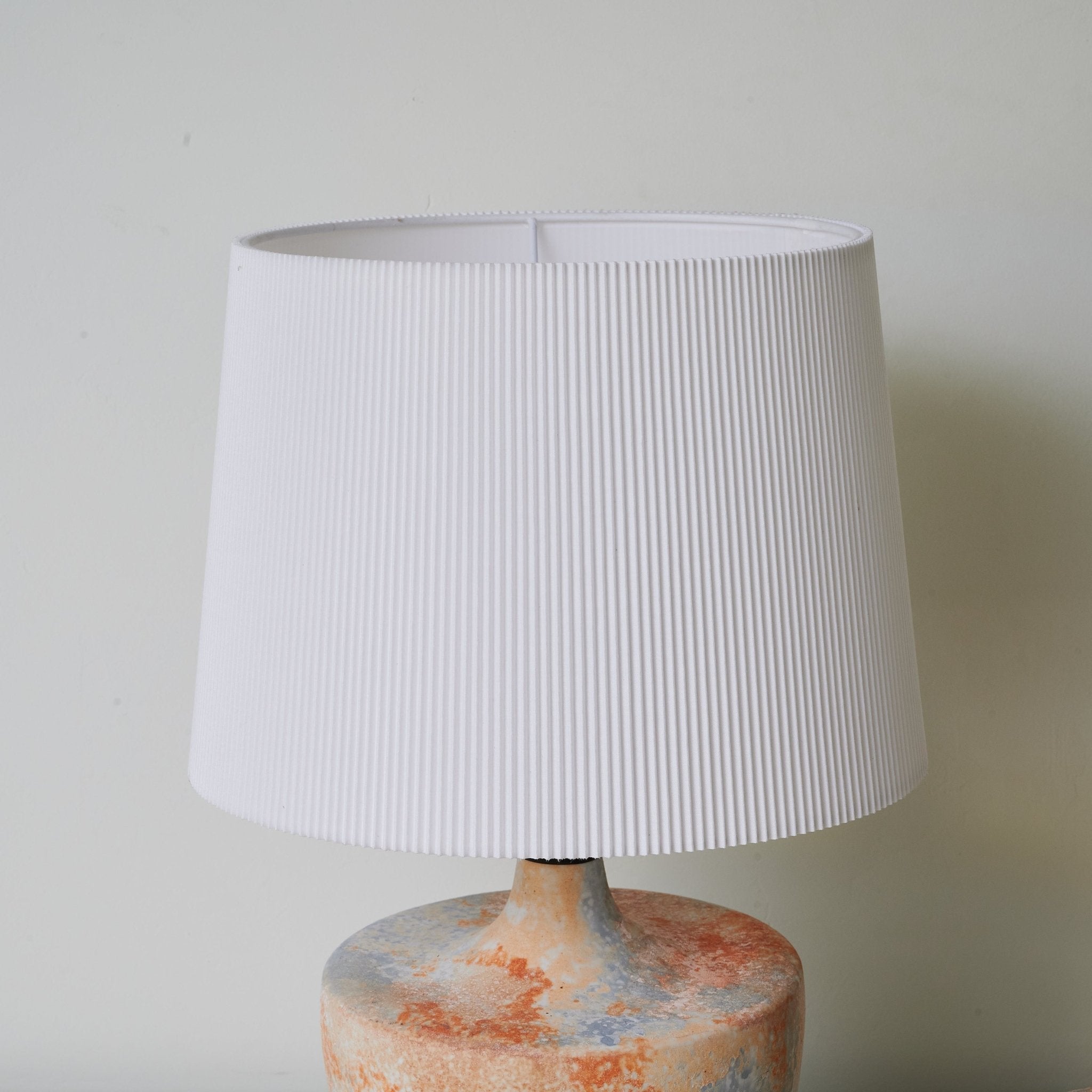 terrara-textured-table-lamp-anzaz--10