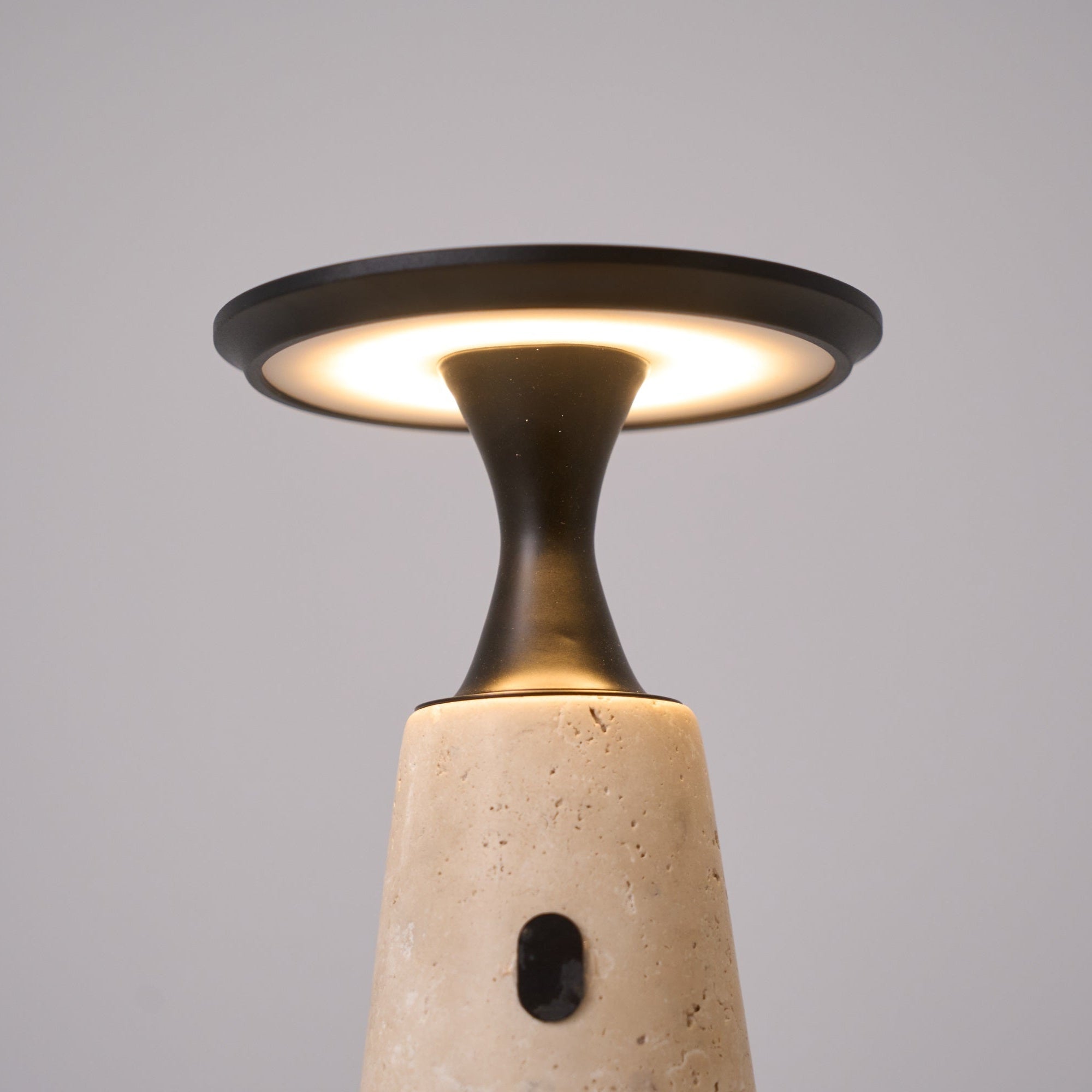 terrava-rechargeable-table-lamp-anzaz--32