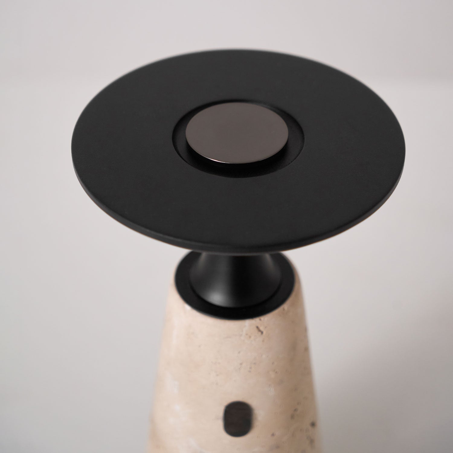 terrava-rechargeable-table-lamp-anzaz--13