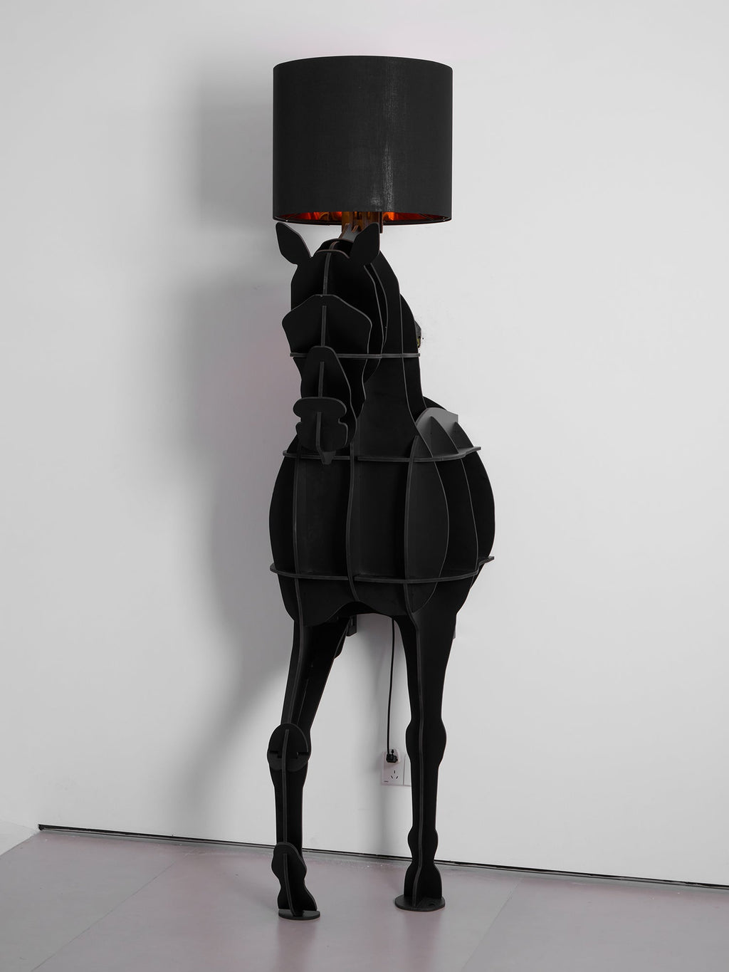 tete-horse-floor-lamp-anzaz--41