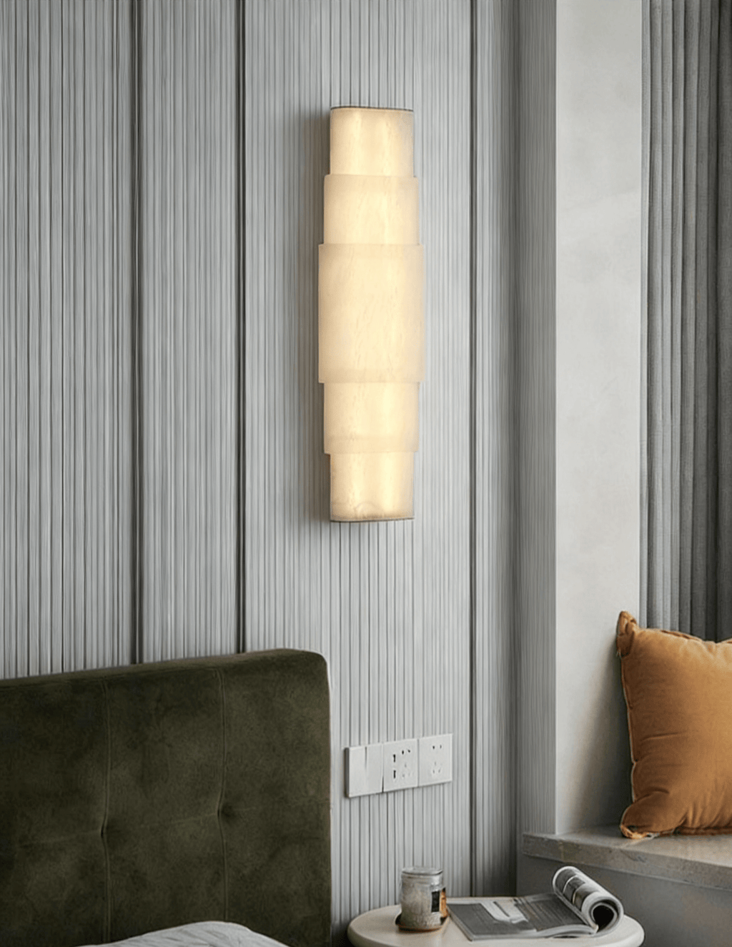 tiered-alabaster-column-sconce-anzaz--3