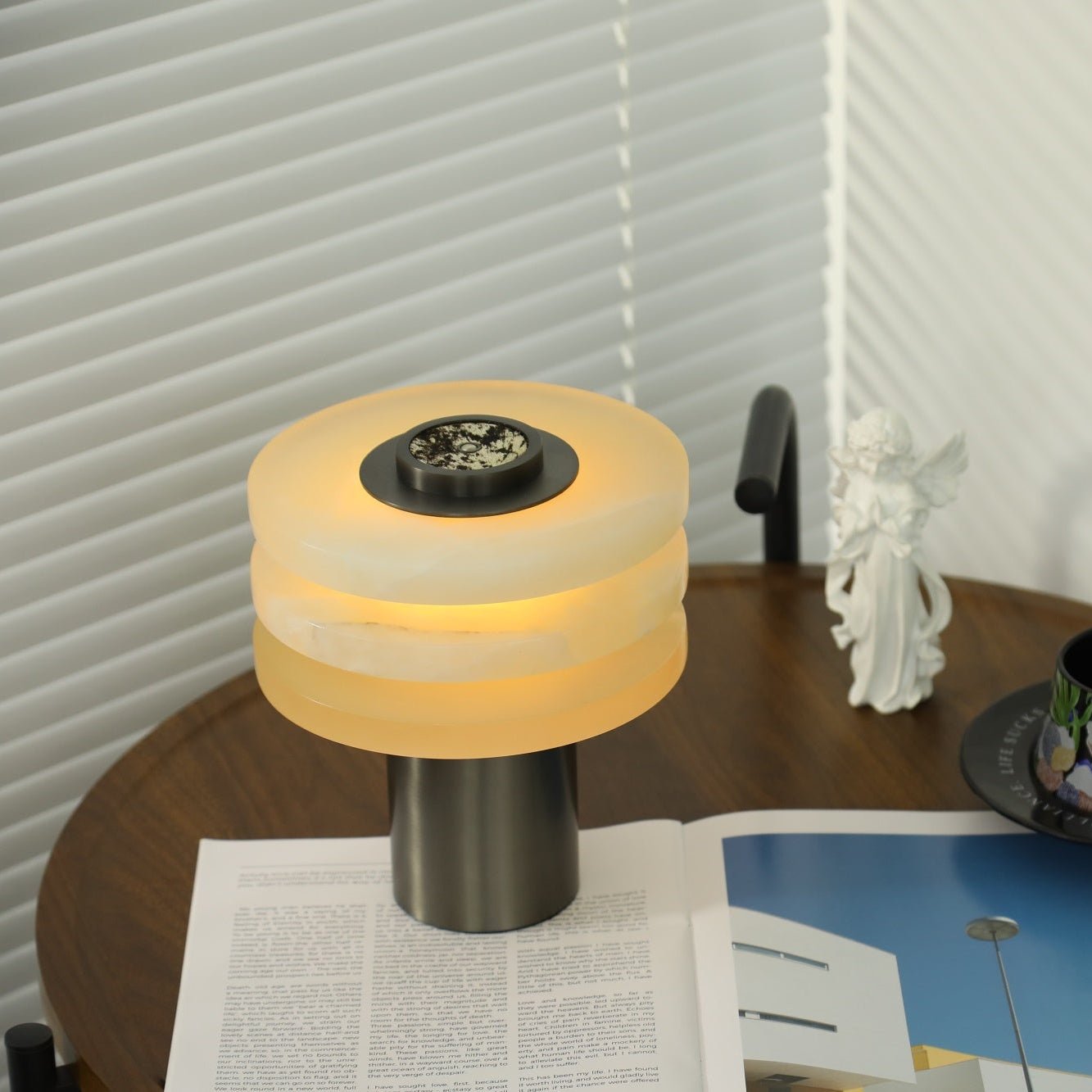tiered-obelisk-alabaster-table-lamp-anzaz--17