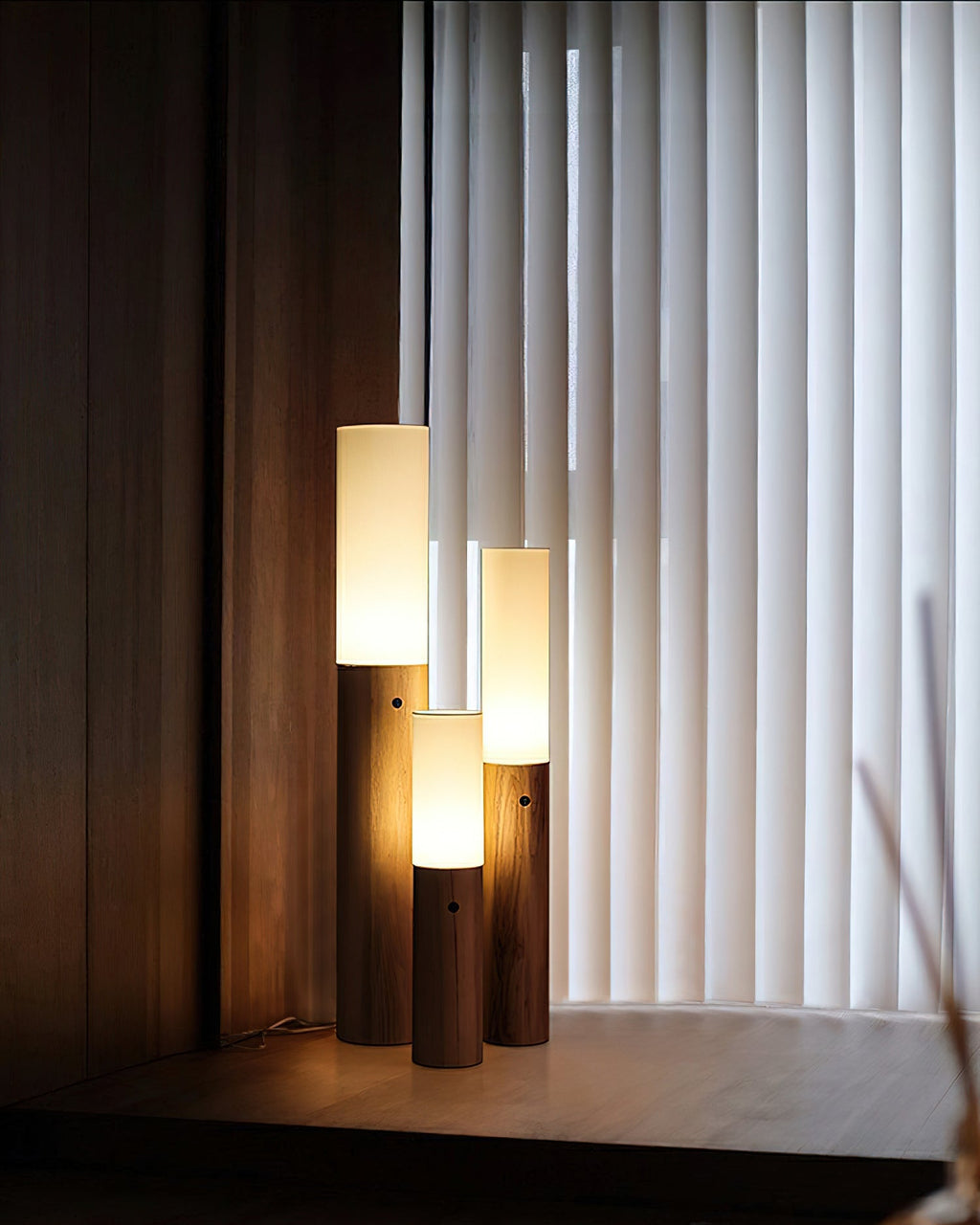 timber-column-floor-lamp-anzaz-Wood Color-11