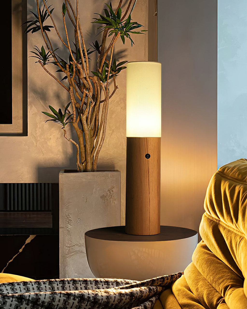 timber-column-floor-lamp-anzaz-Walnut Color-8