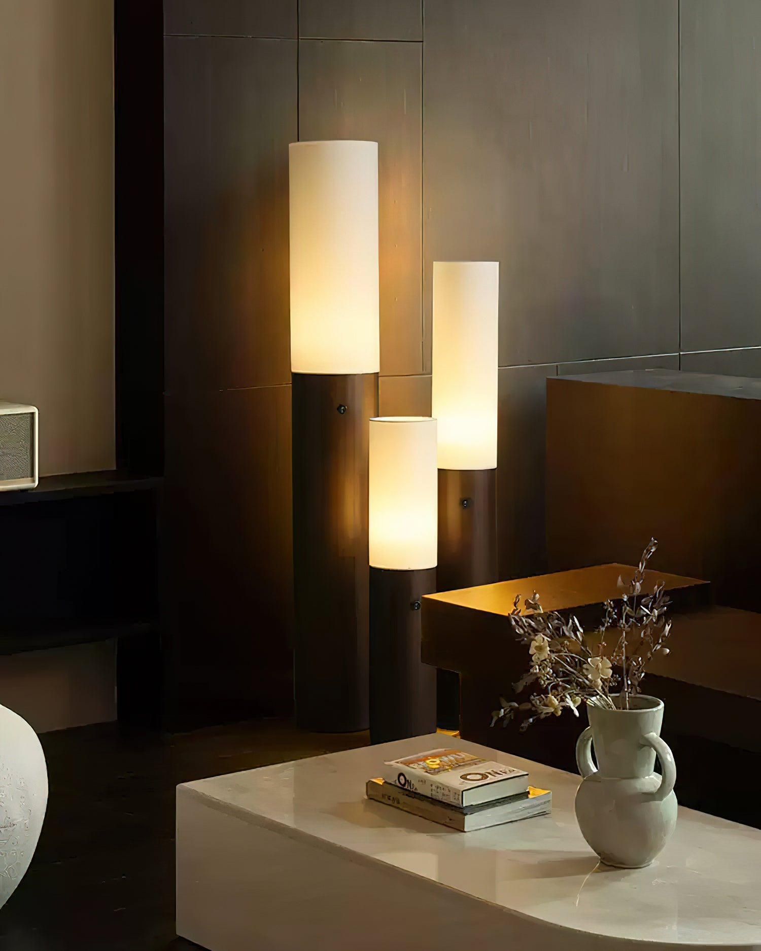timber-column-floor-lamp-anzaz-Walnut Color-5