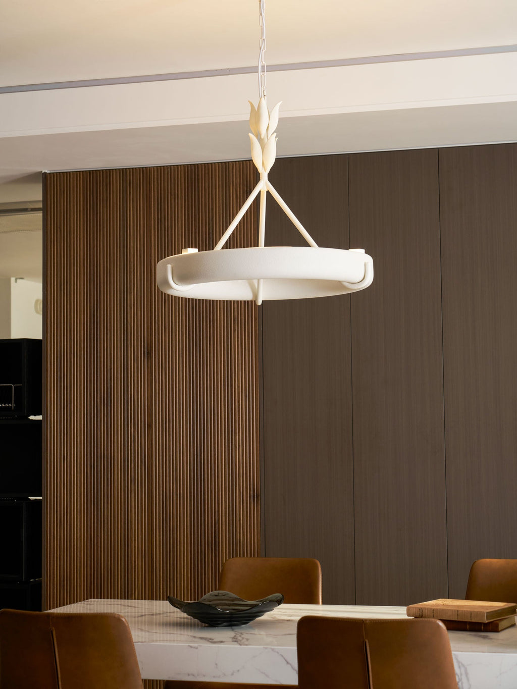 alta-plaster-chandelier-anzaz--78