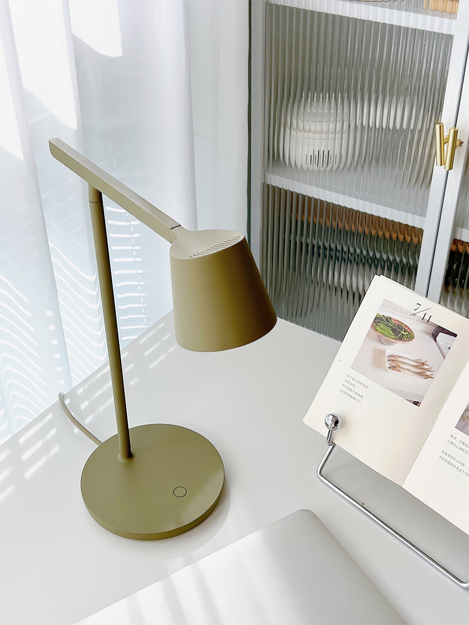 tip-table-lamp-anzaz--60