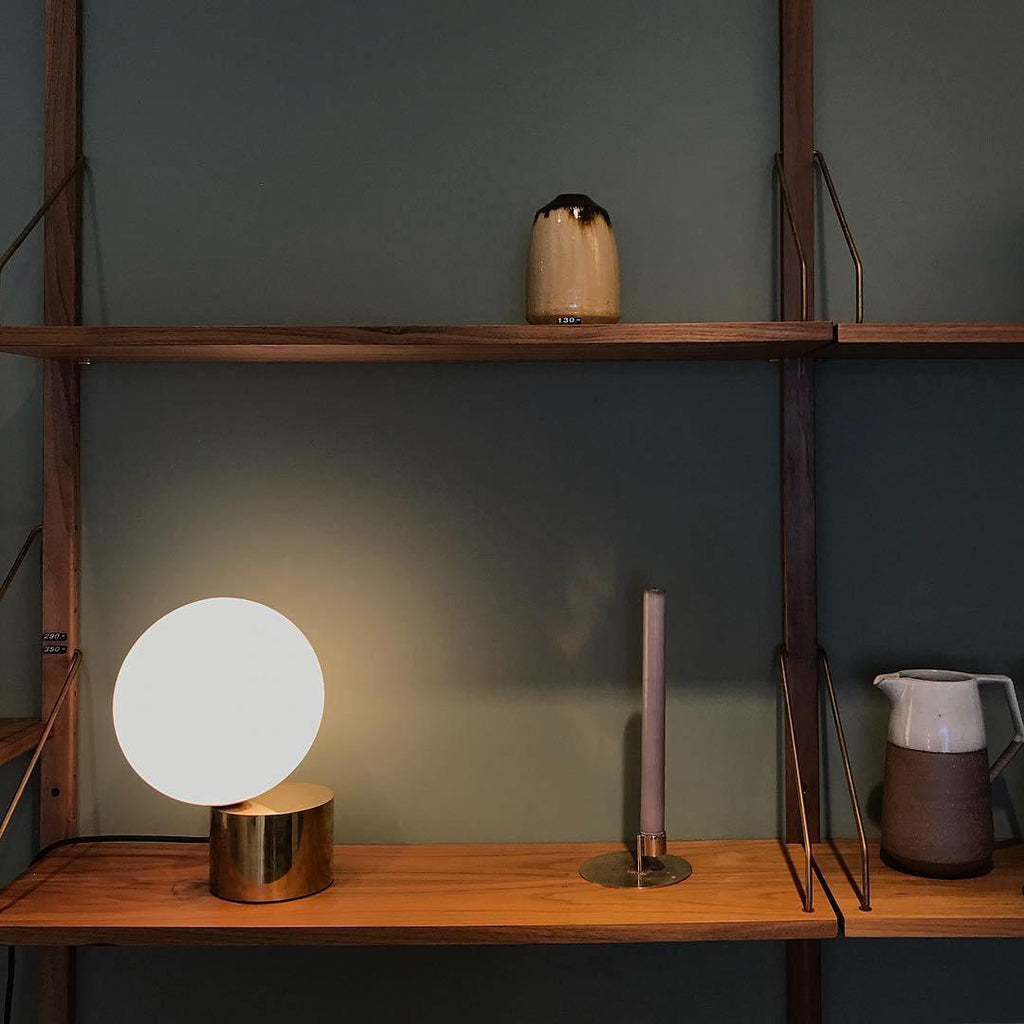 tip-of-the-tongue-table-lamp-anzaz--38