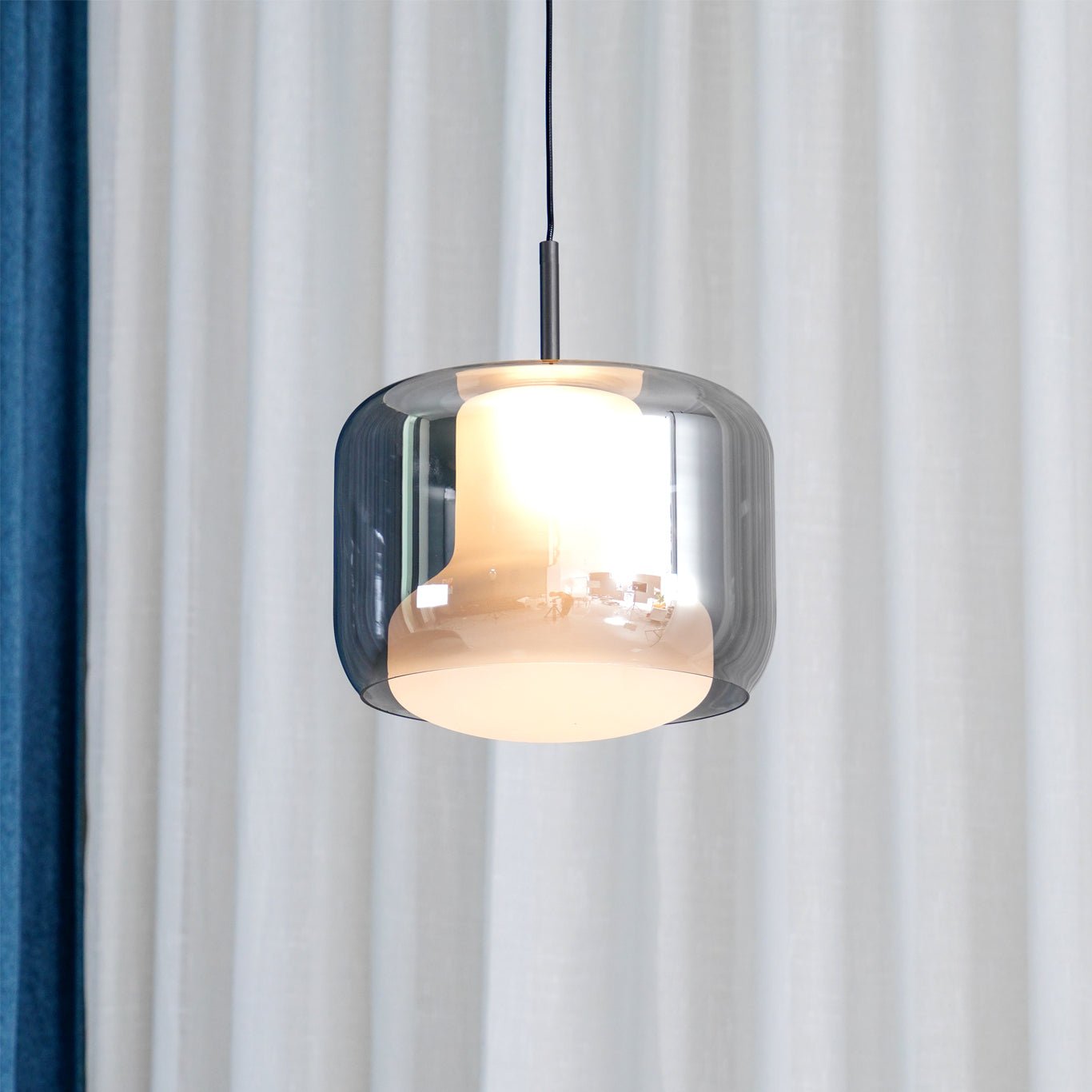 titan-glass-pendant-lamp-anzaz--6