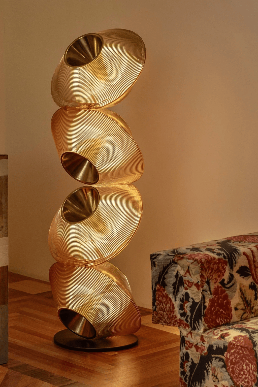 tol-floor-lamp-anzaz-Gold-8