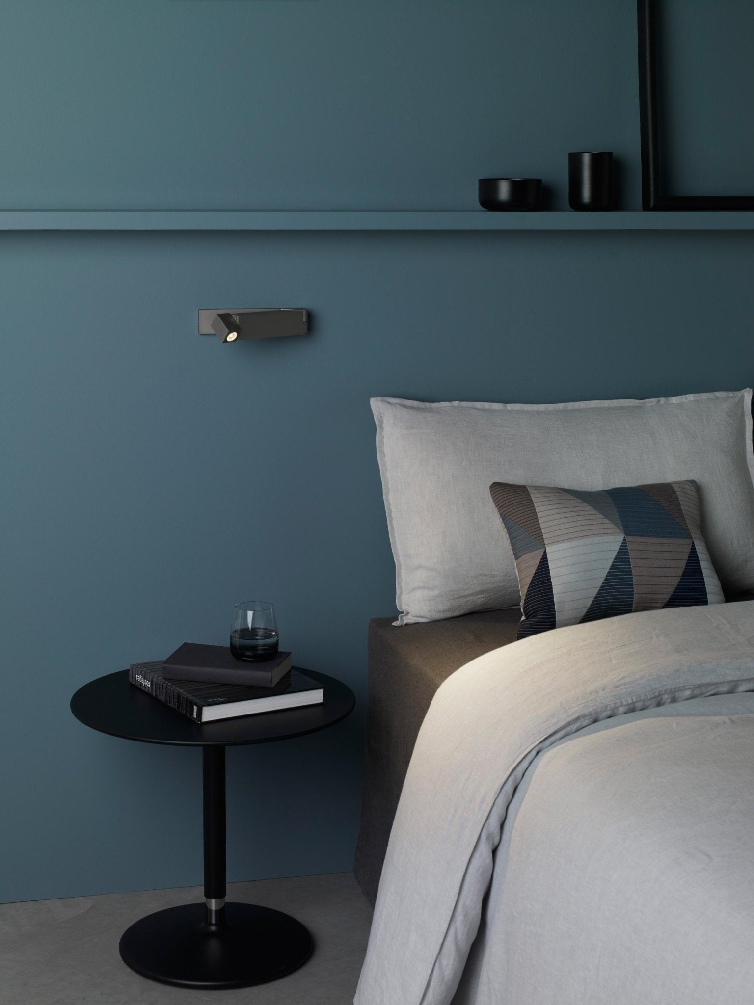 led-bedside-bedroom-wall-light-anzaz-Nickel-6