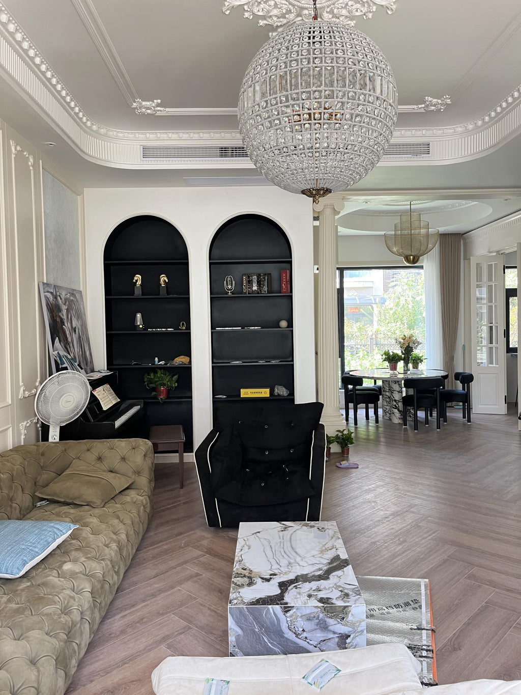 traditional-gold-globe-chandelier-anzaz--24