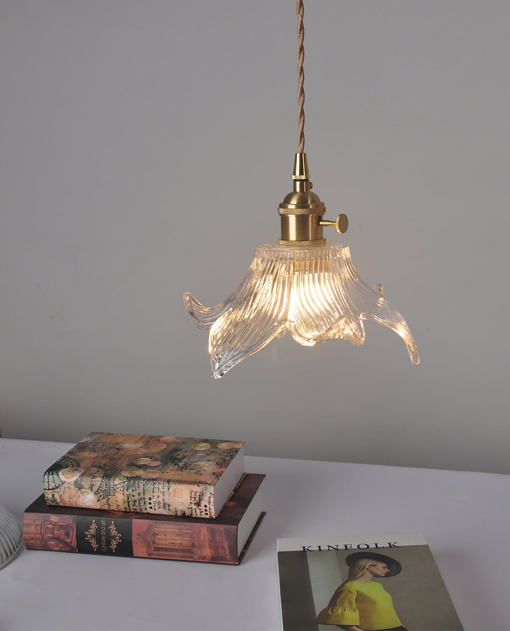 transparent-crystal-pendant-light-anzaz--3