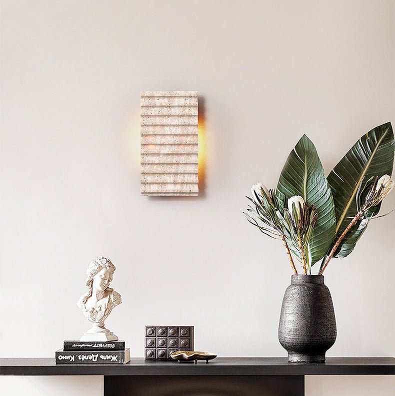 travertine-ribbed-wall-sconce-anzaz--2